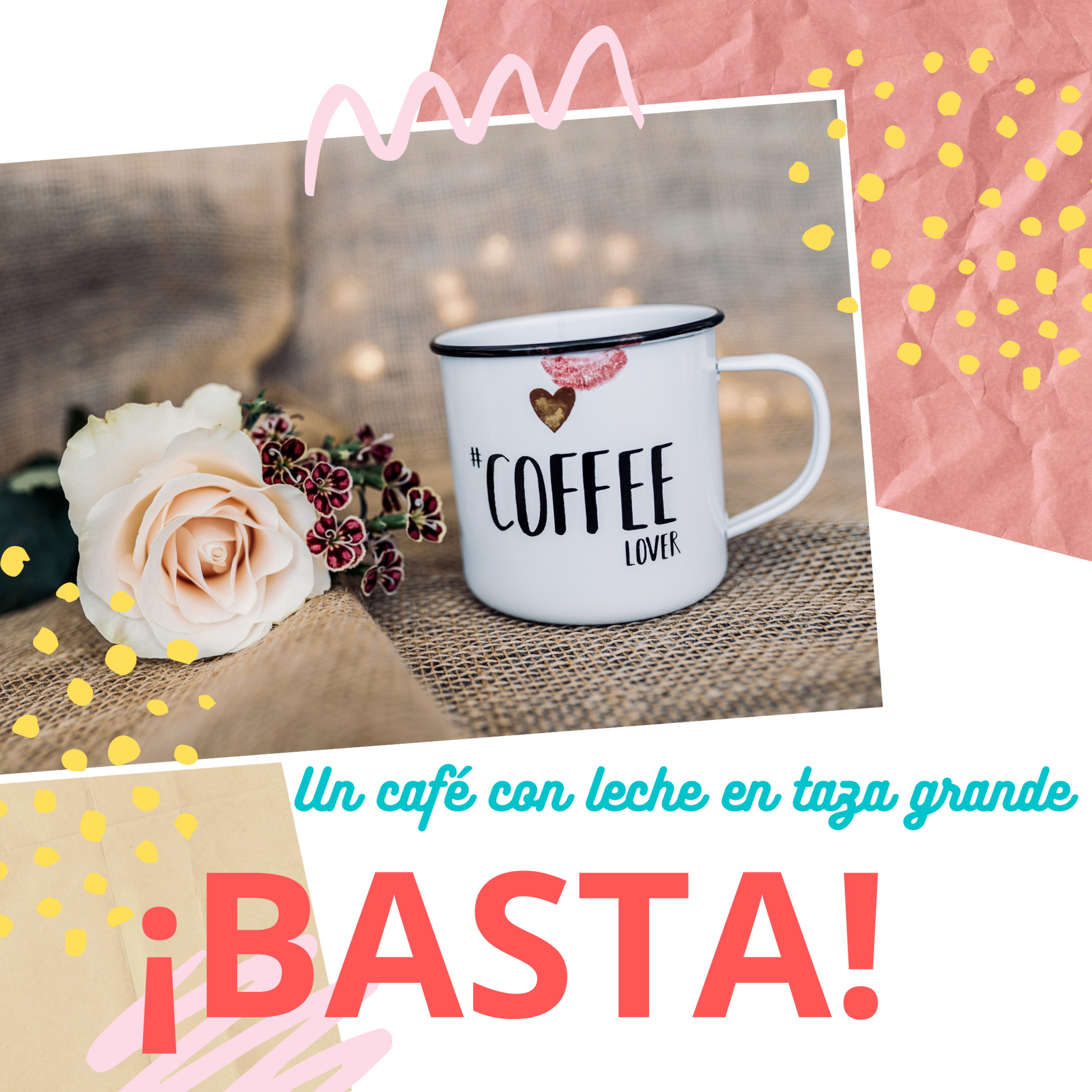 Un café con leche en taza grande