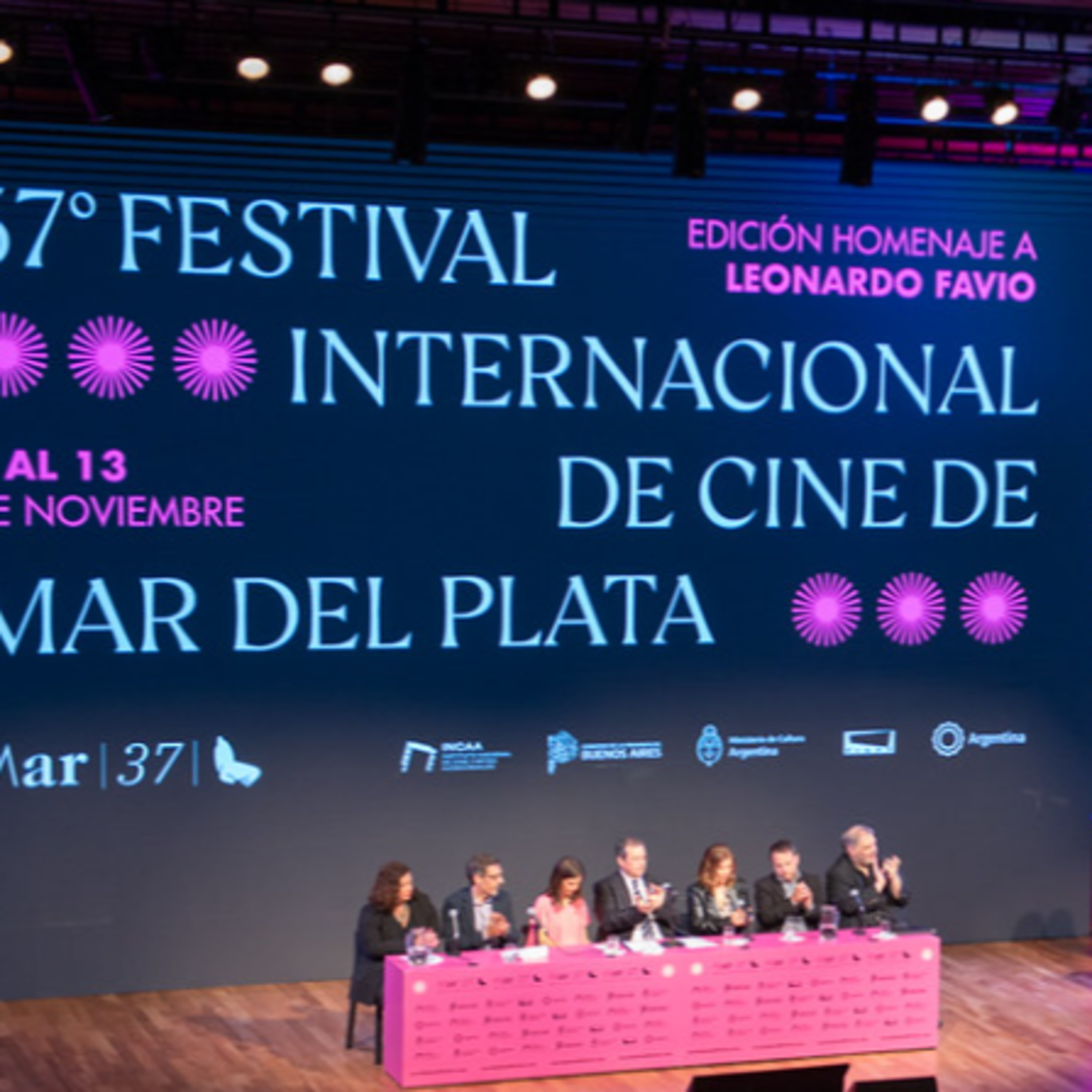 Sextou com cinema apresentador: Rodrigo Fonseca