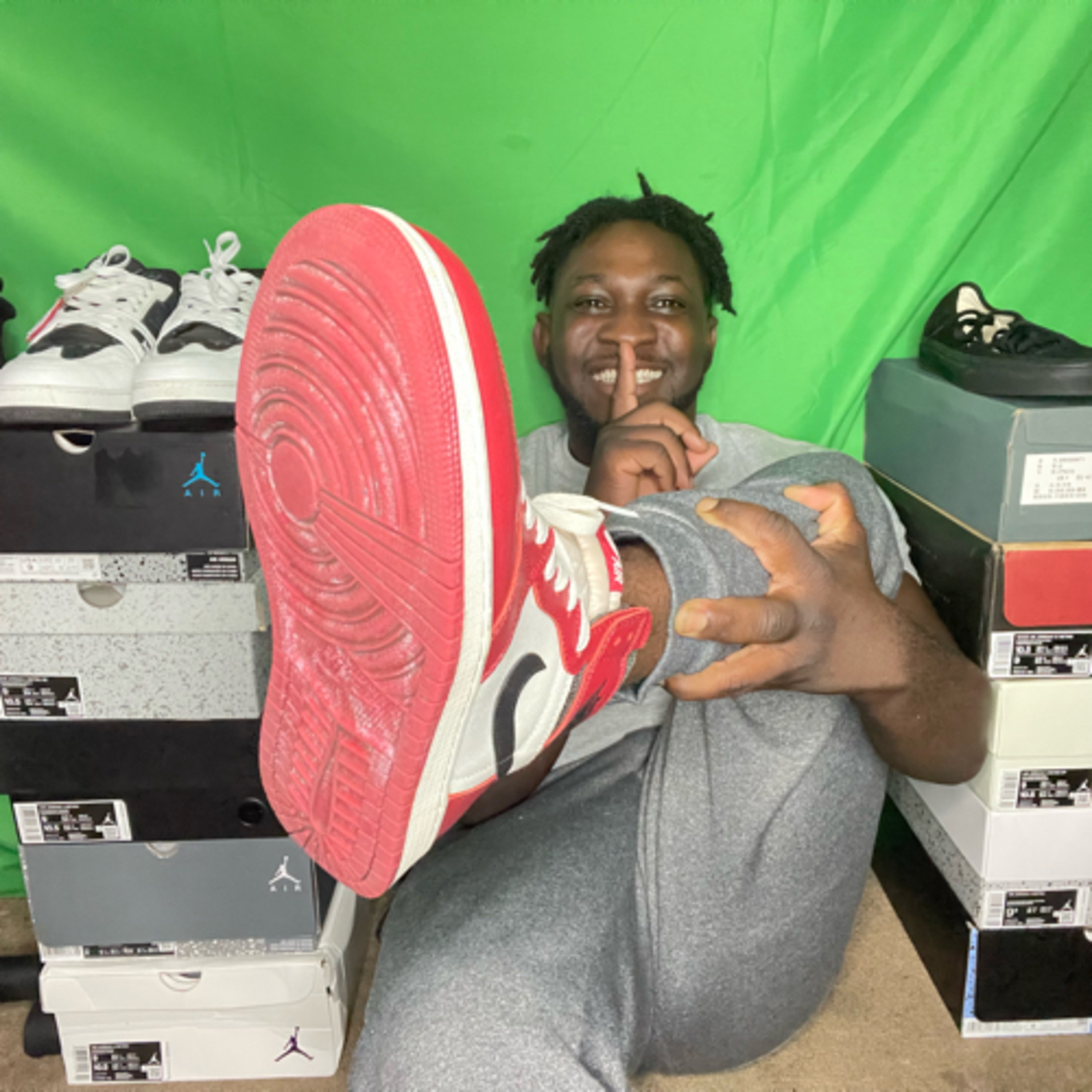 Asmr Shoe Collection Featuring Gum Chewing And Whisper Sounds. episode artwork