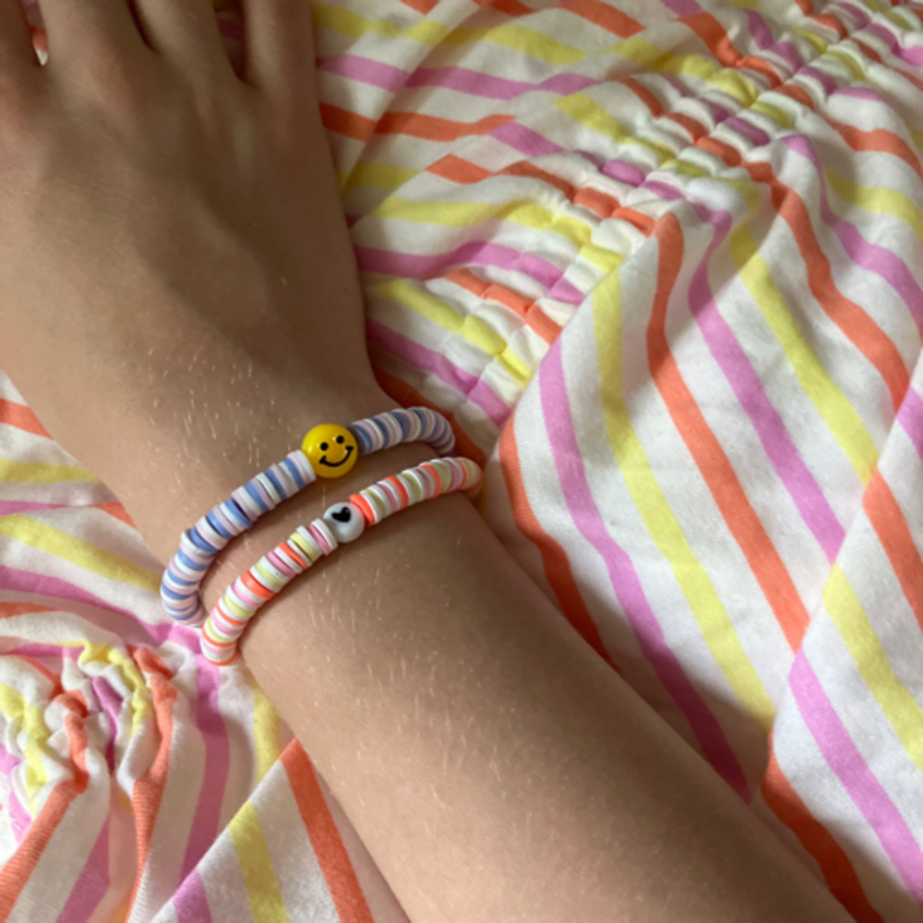 🤍🛼 make bracelets + chill with me! 🛼🤍 episode artwork