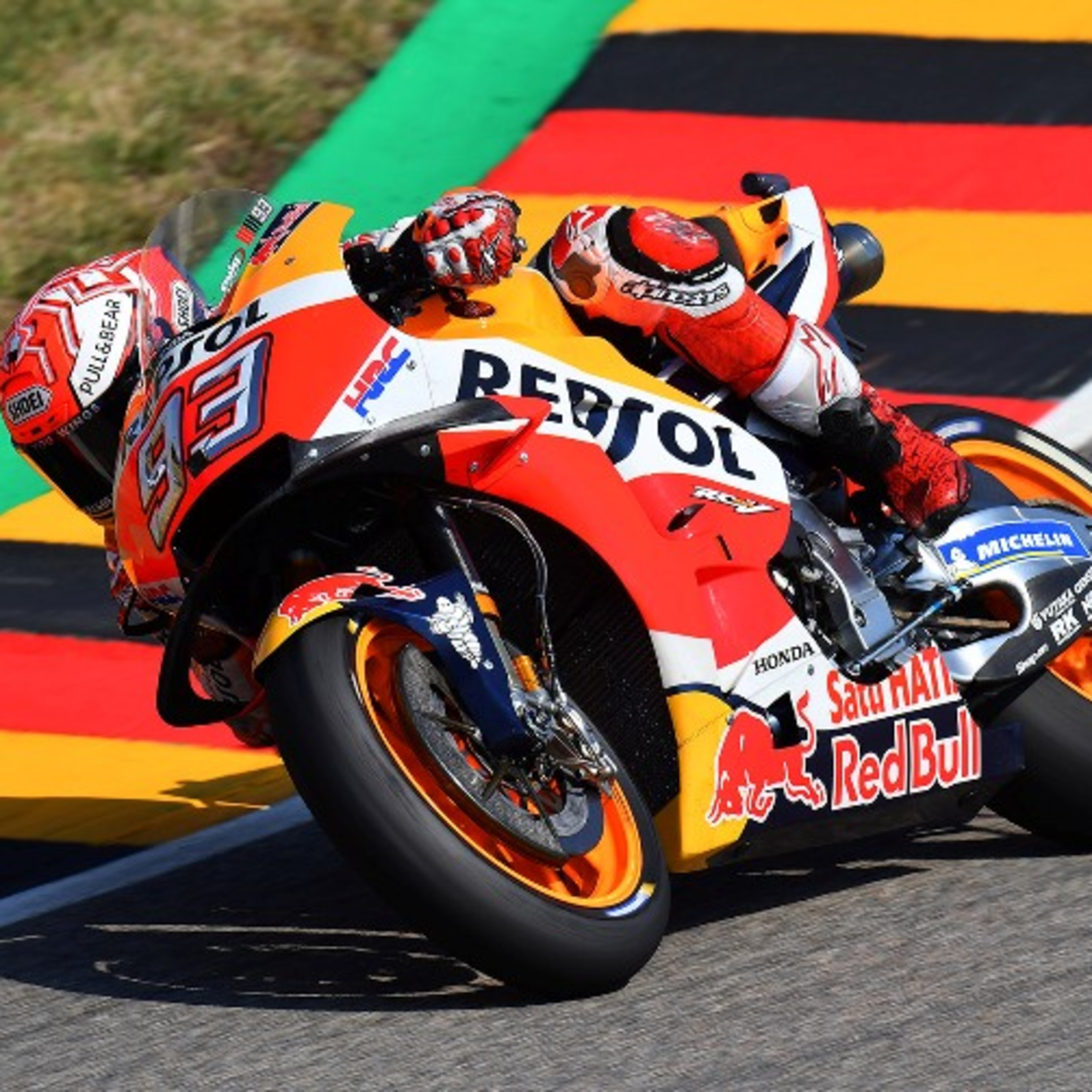 #0015 - Honda confirma sua presença na Moto GP deste ano episode artwork