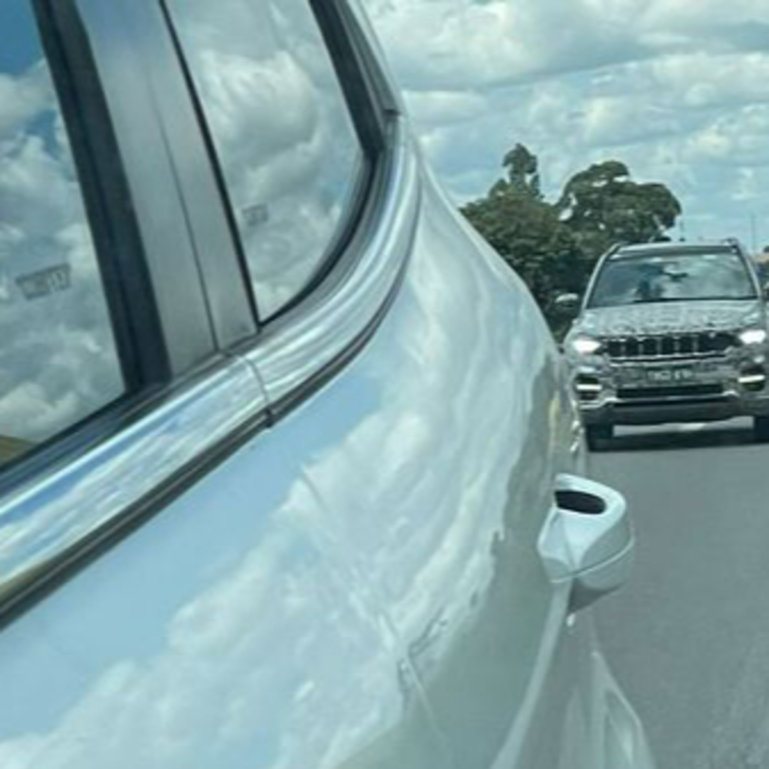 Jeep Commander deverá receber novos motores episode artwork