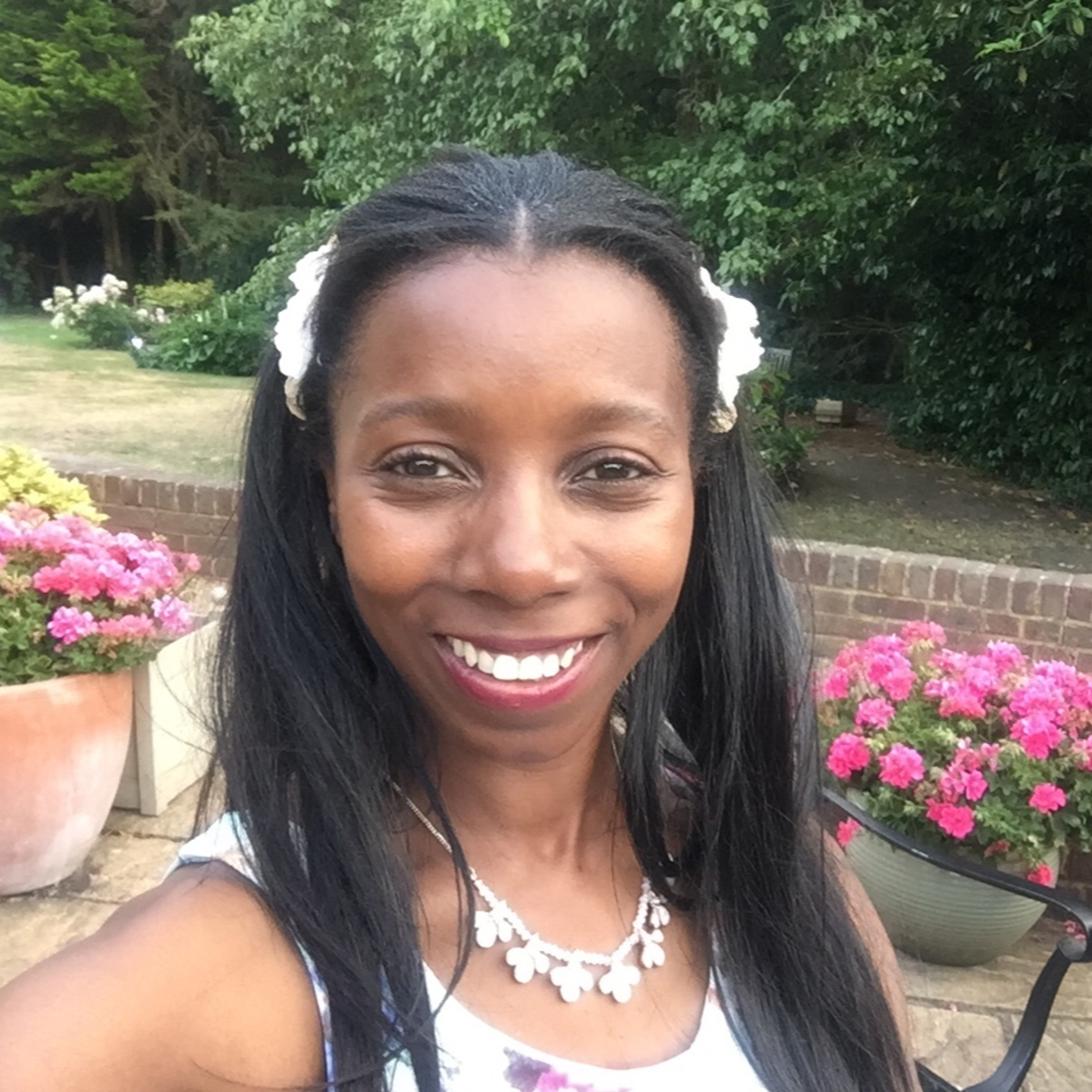 Perfect Health & Bright Business Minds with Elaine Godley