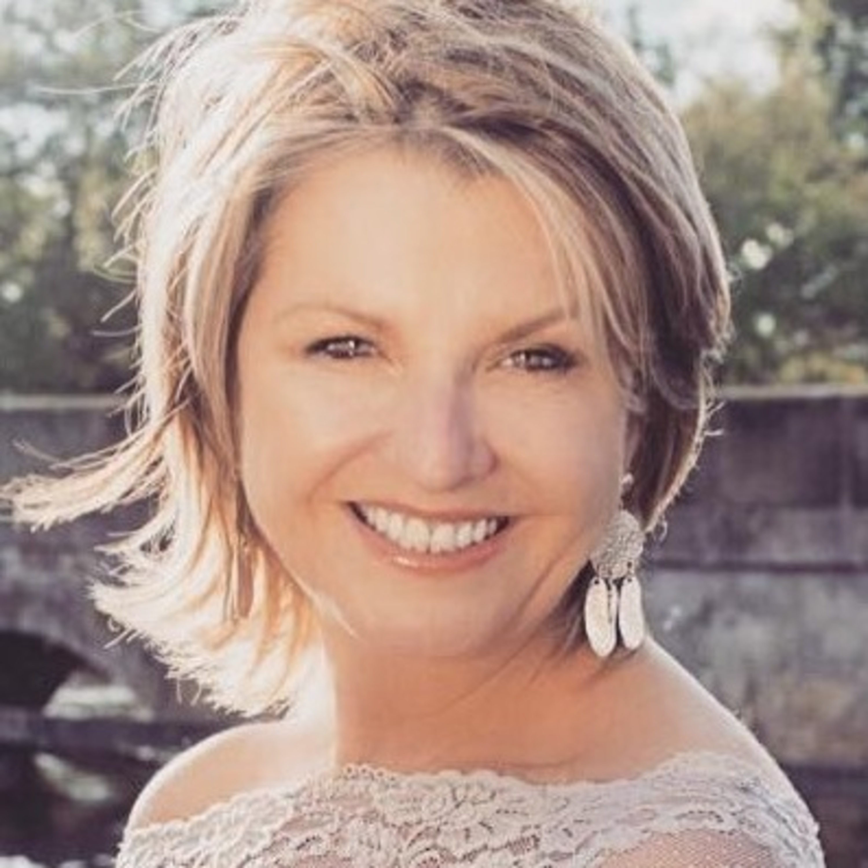 Perfect Health & Bright Business Minds with Elaine Godley