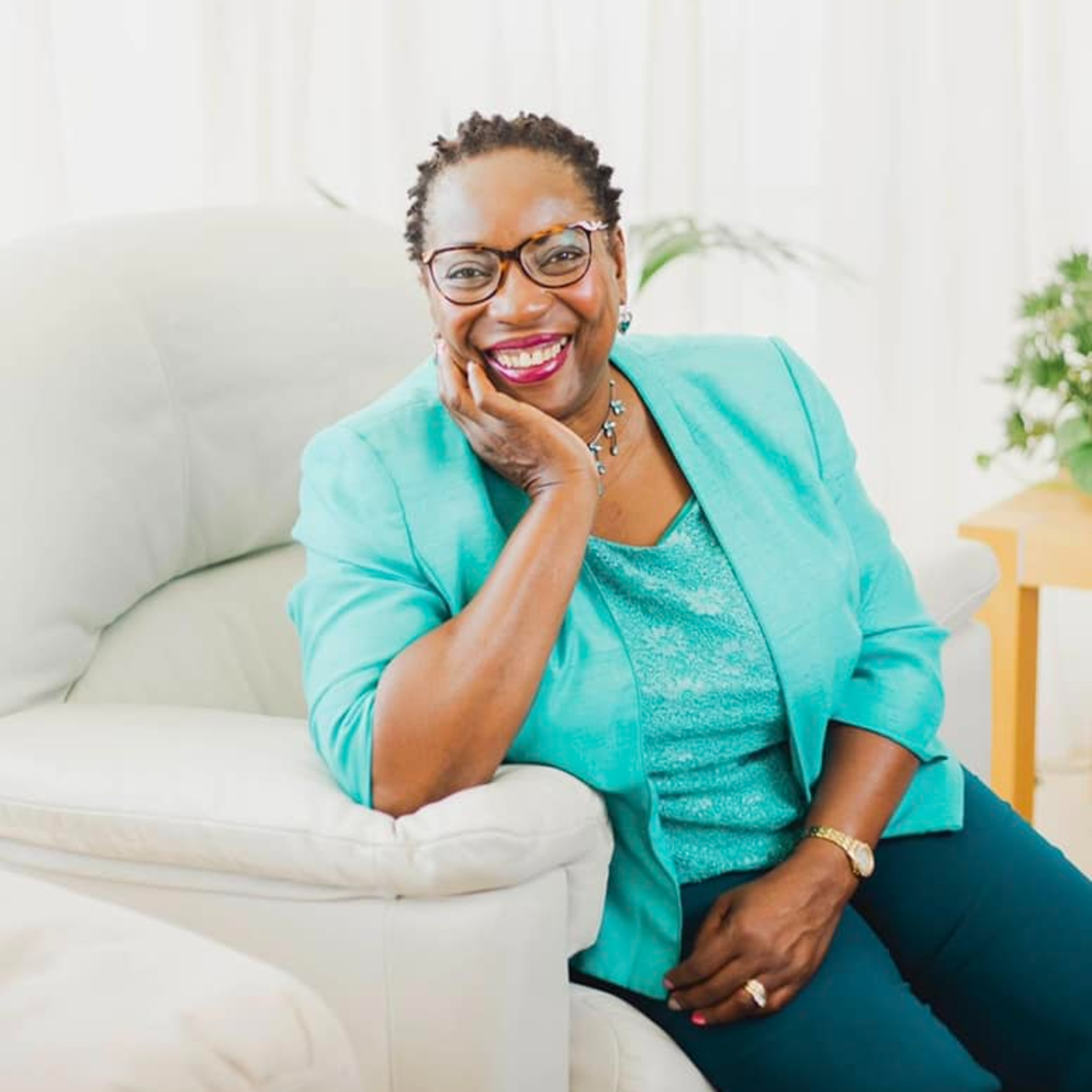 Perfect Health & Bright Business Minds with Elaine Godley