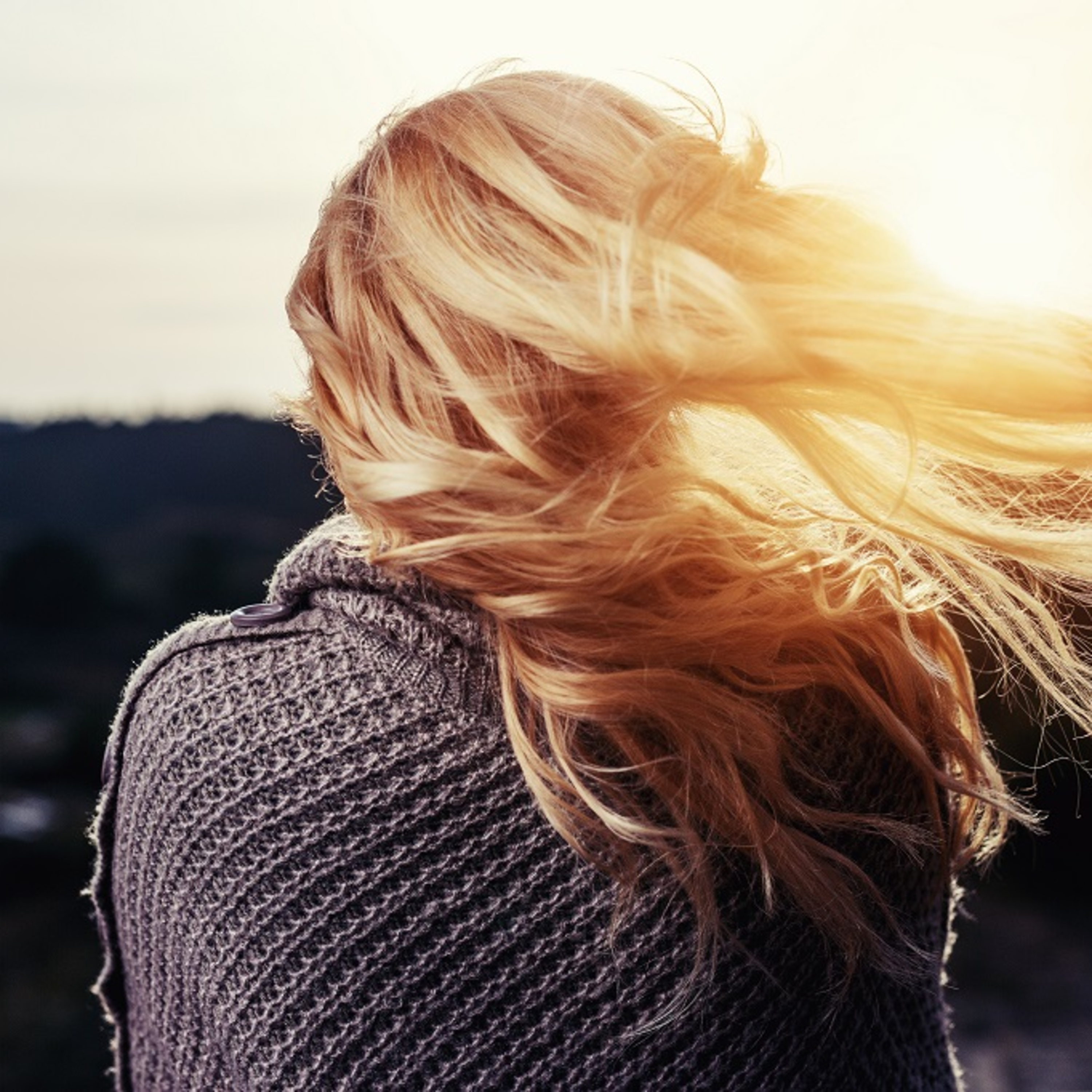 Best anti hair fall oils available in India