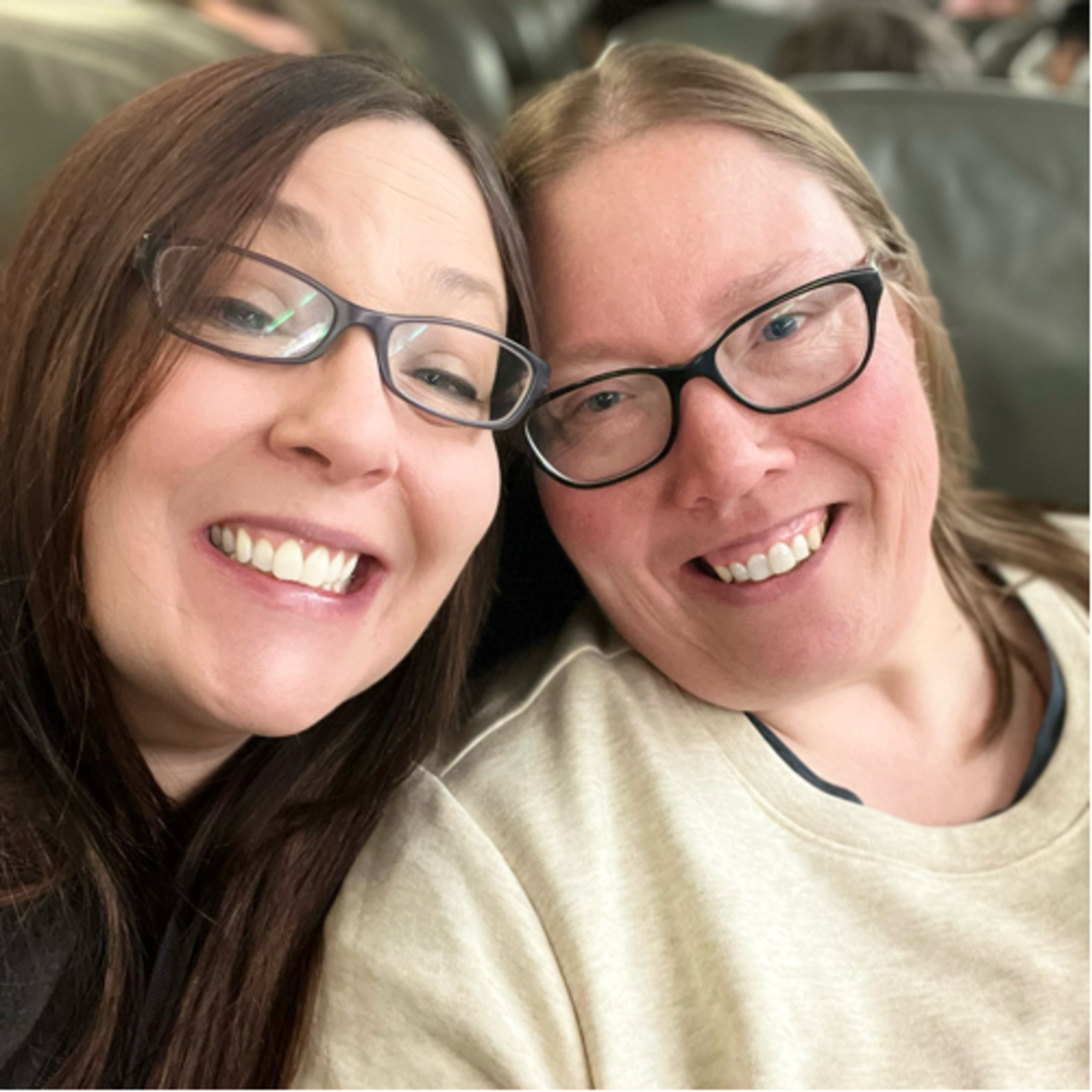 Two Peas in a Podcast [No Time To Waste] with Hiedi and Wendy