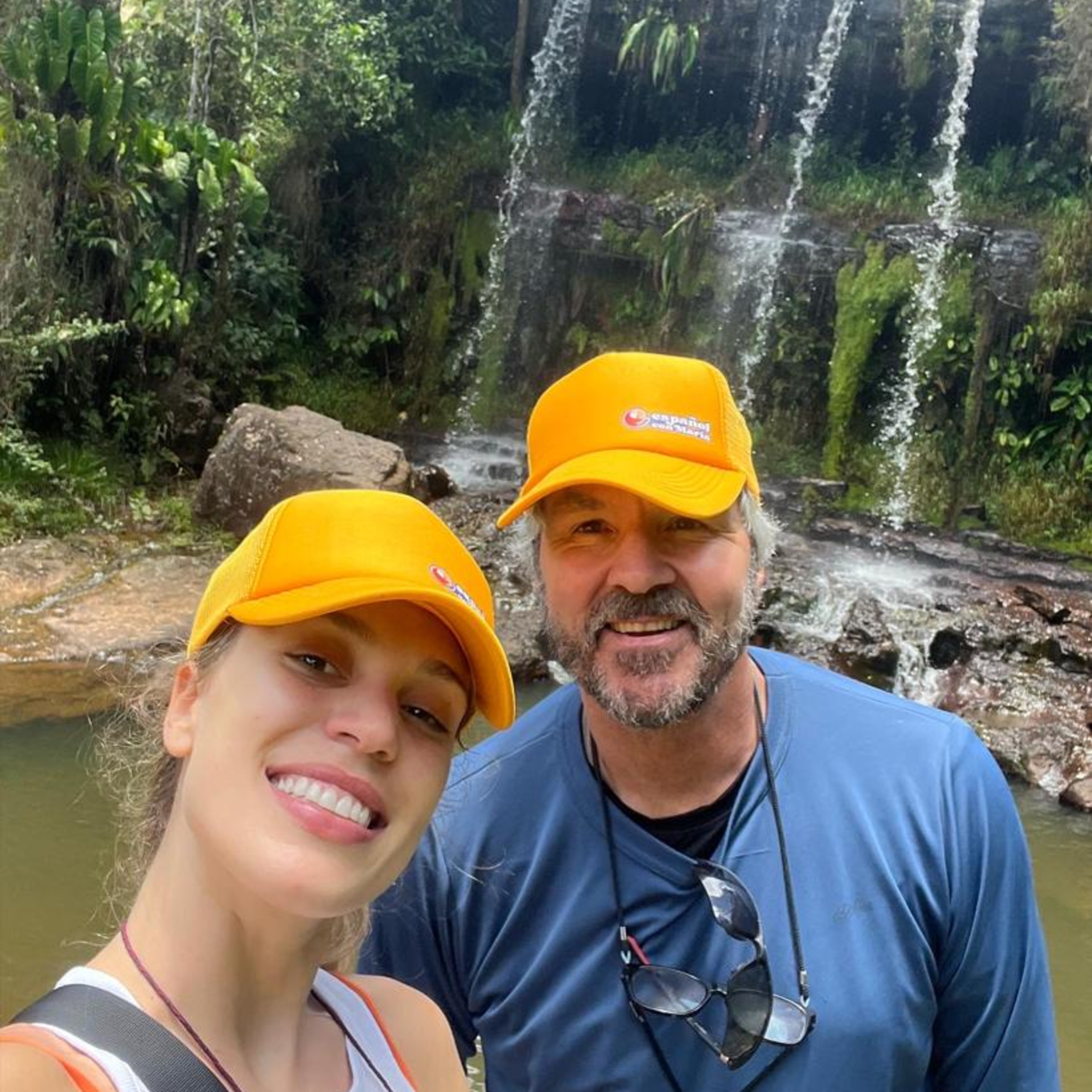 El PODCAST DE ESPAÑOL CON MARIA -Learn Spanish in the tropical way