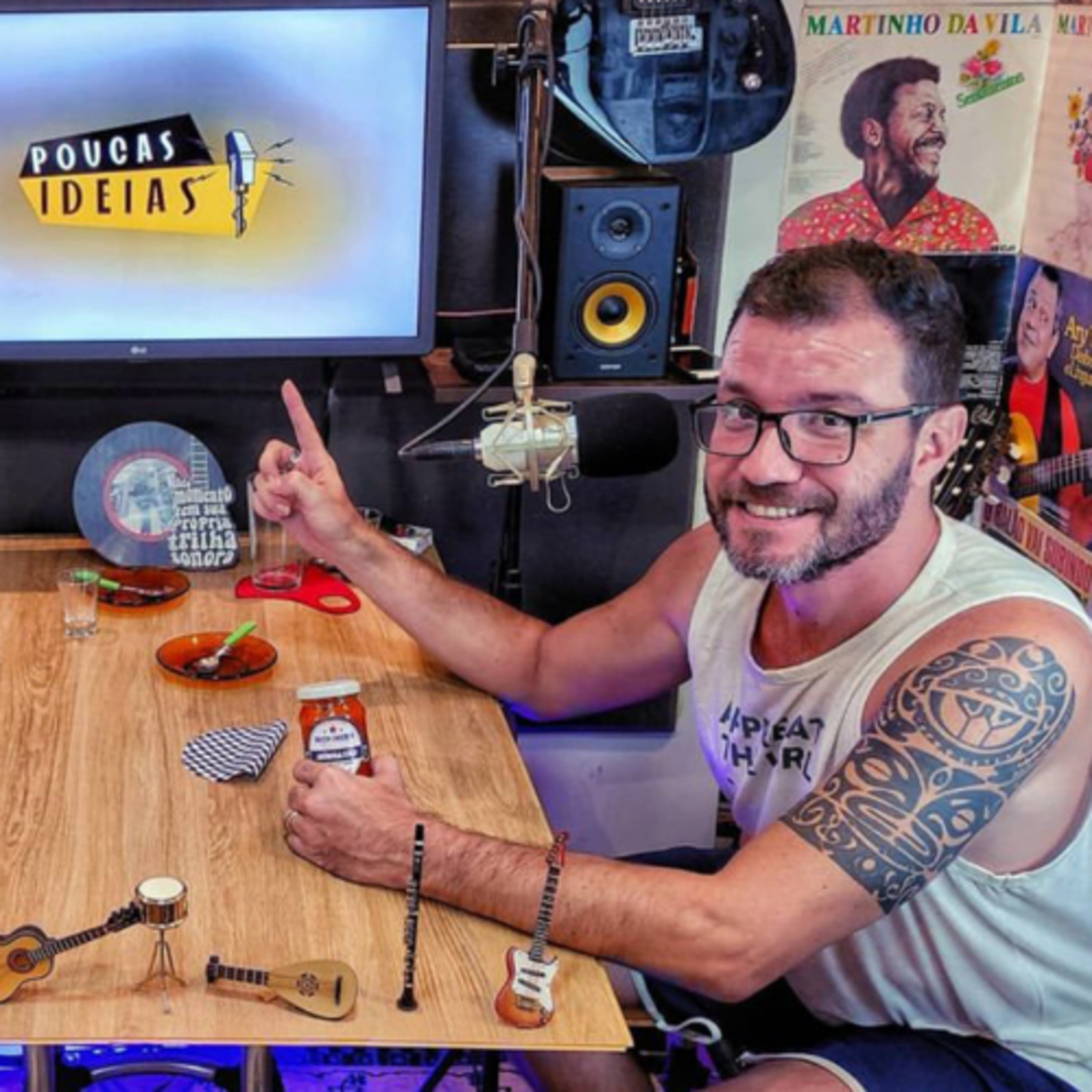 POUCAS IDEIAS PODCAST