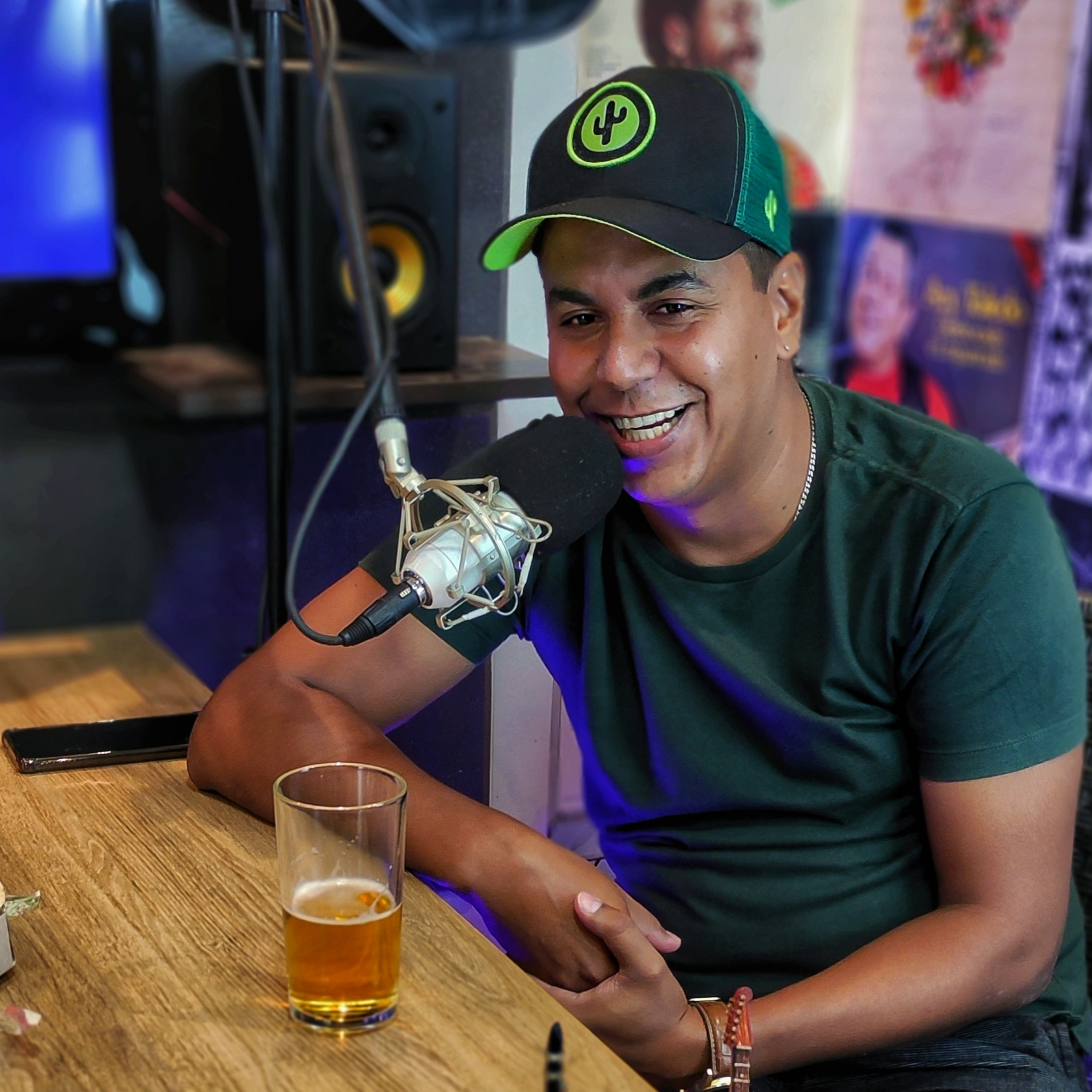 POUCAS IDEIAS PODCAST