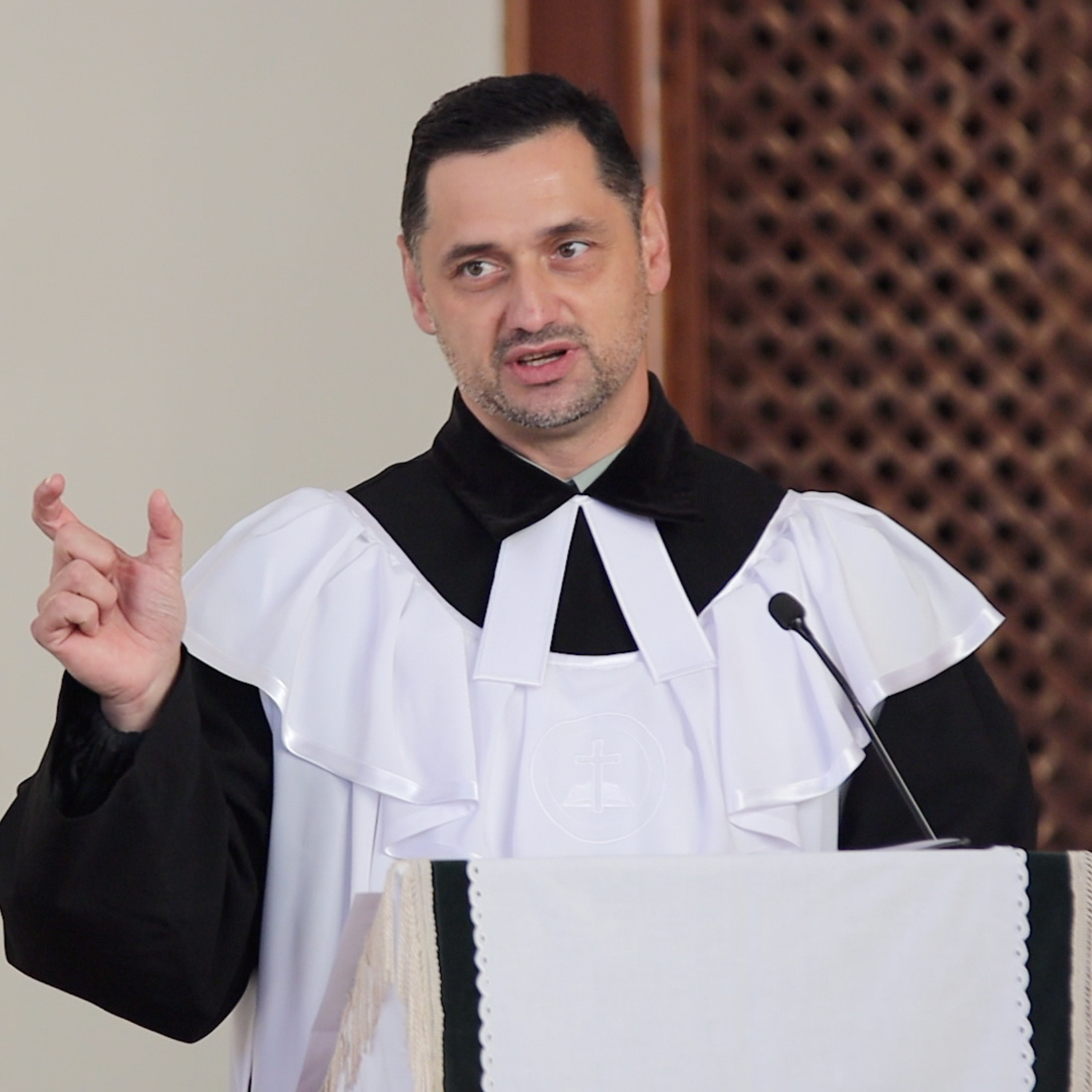 Bohatý a aj tak nemá, čo chce episode artwork