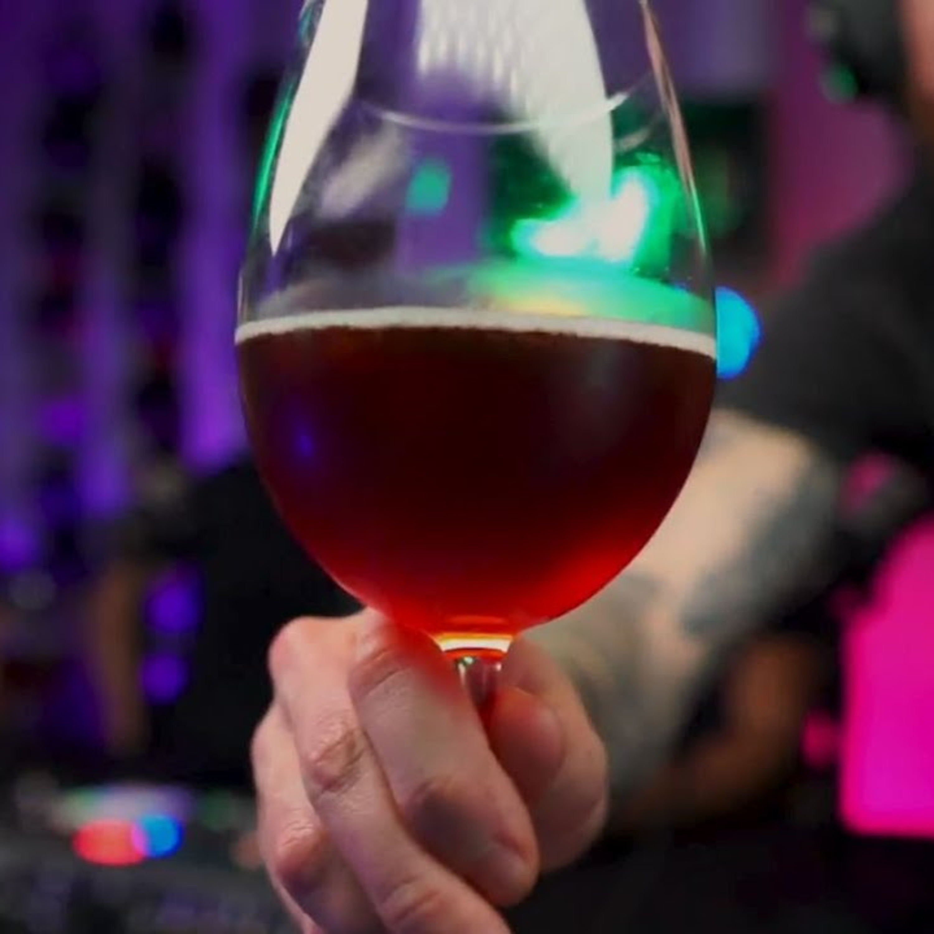 Detrás de la barra MX