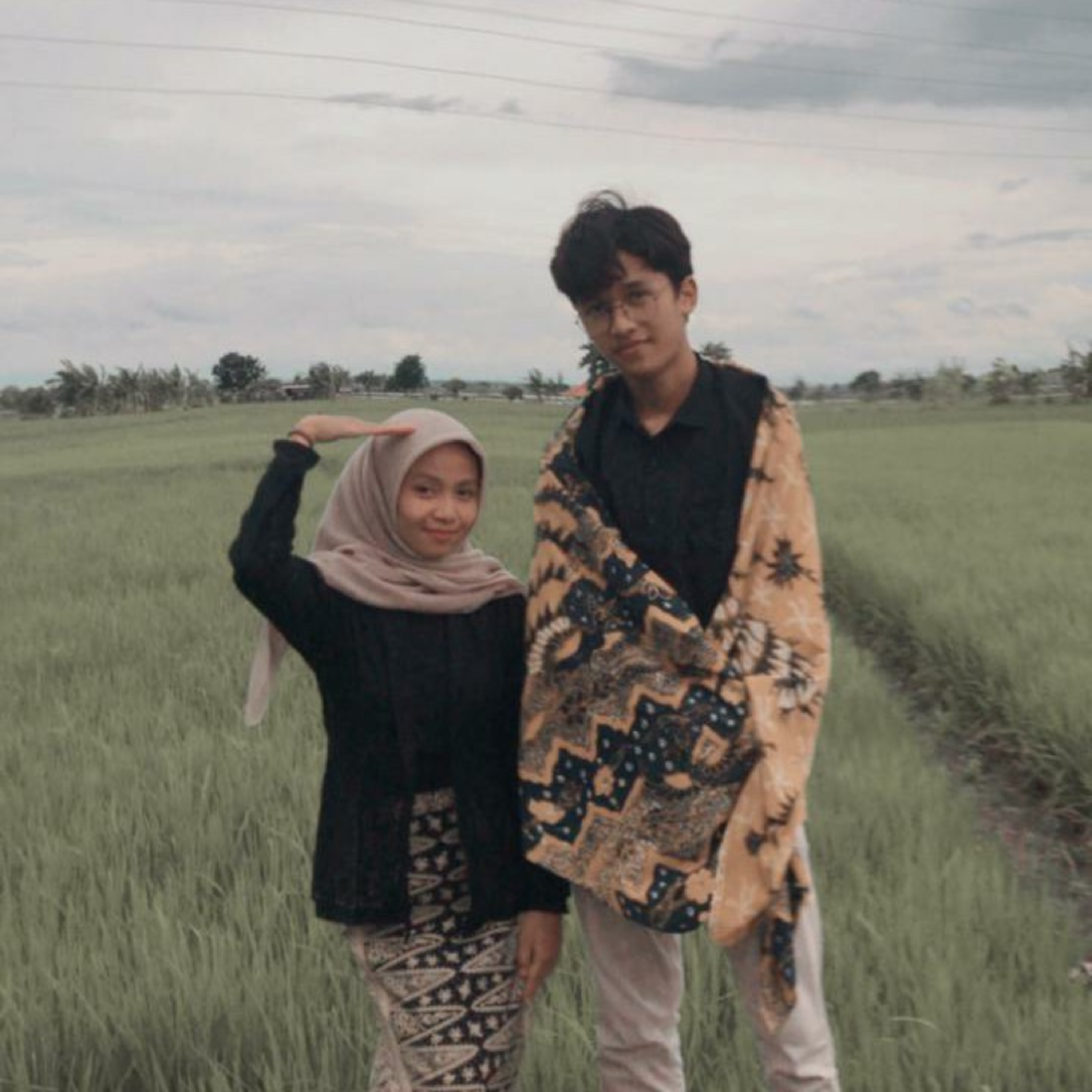 Teman serasa - masih teman episode artwork