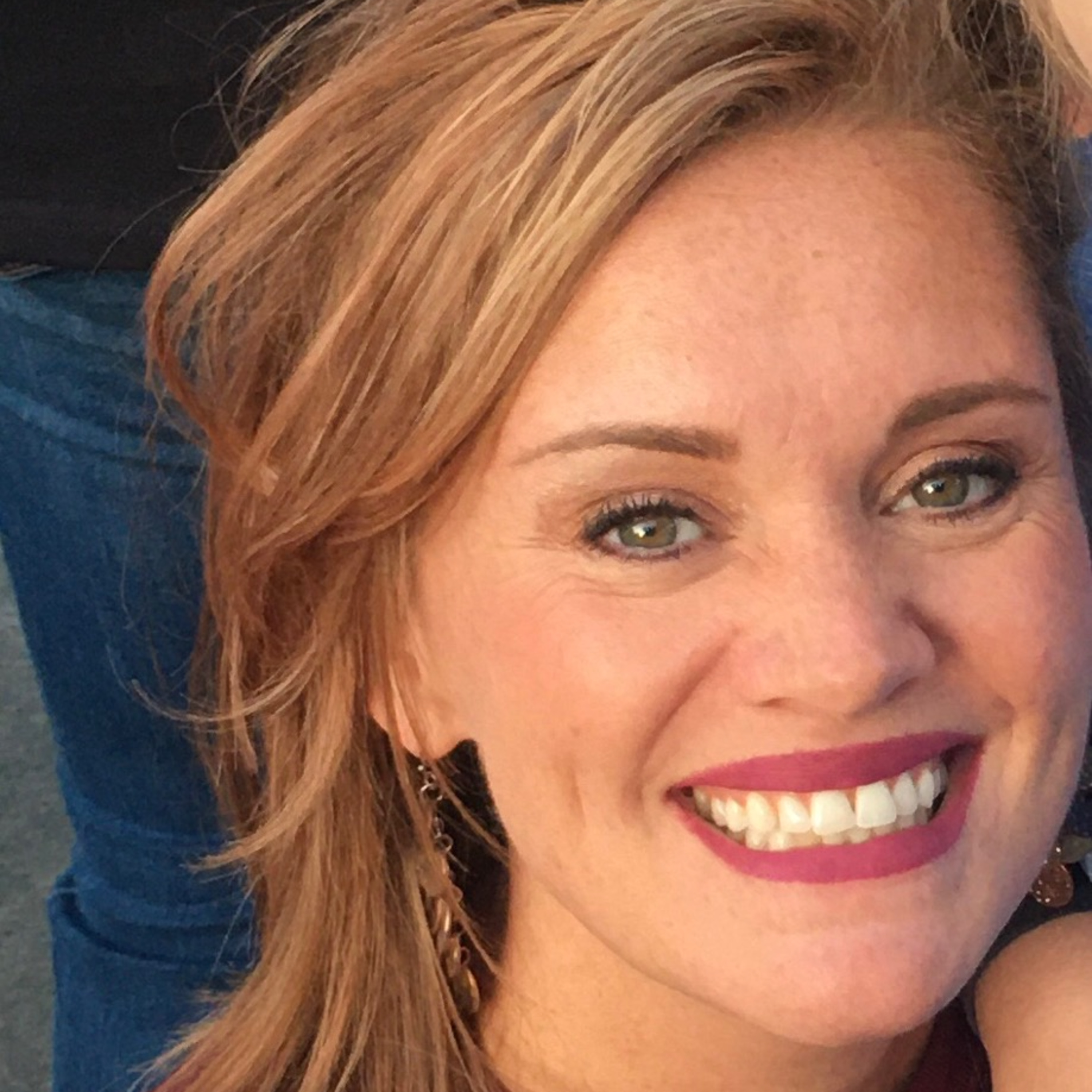 Nicolle Findlay - Episode 37 - "It's Going To Be Awesome"