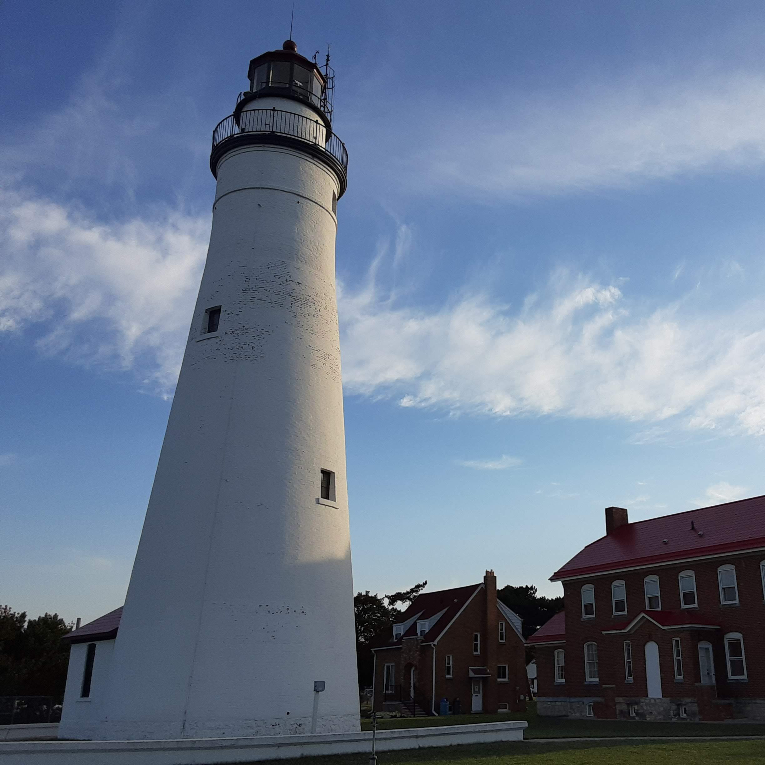 Chatting With The Lightkeeper