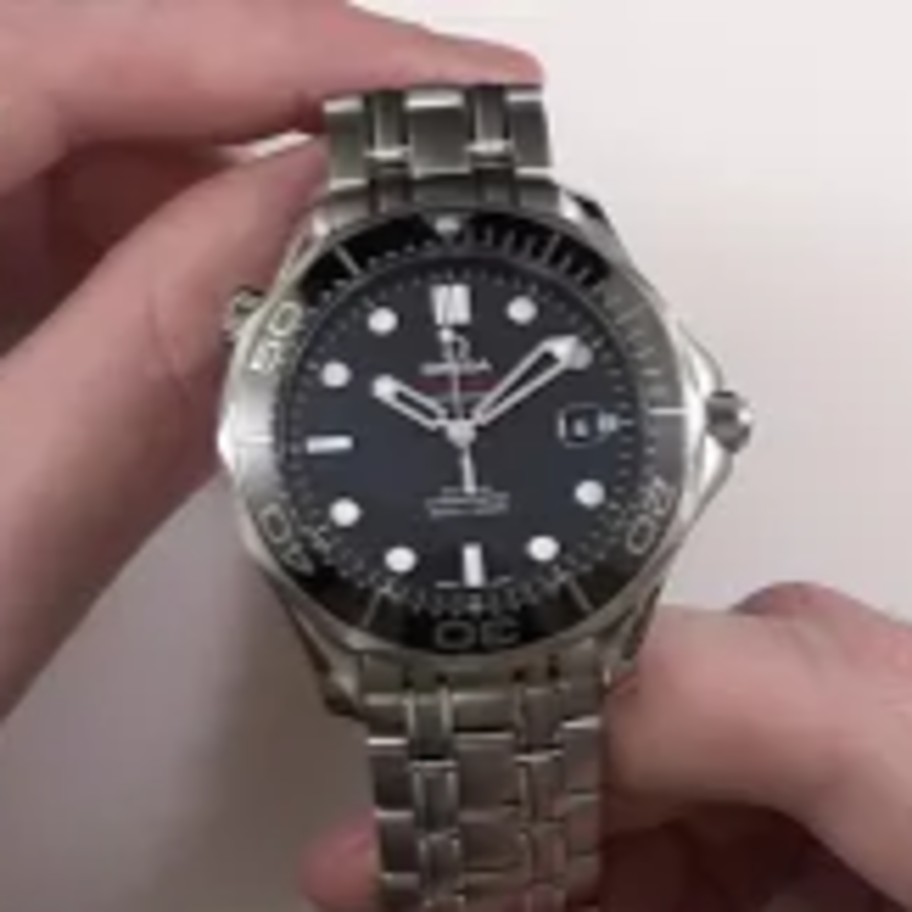 Omega Seamaster Professional Diver 300m 212.30.41.20.01.003 Watch Review episode artwork