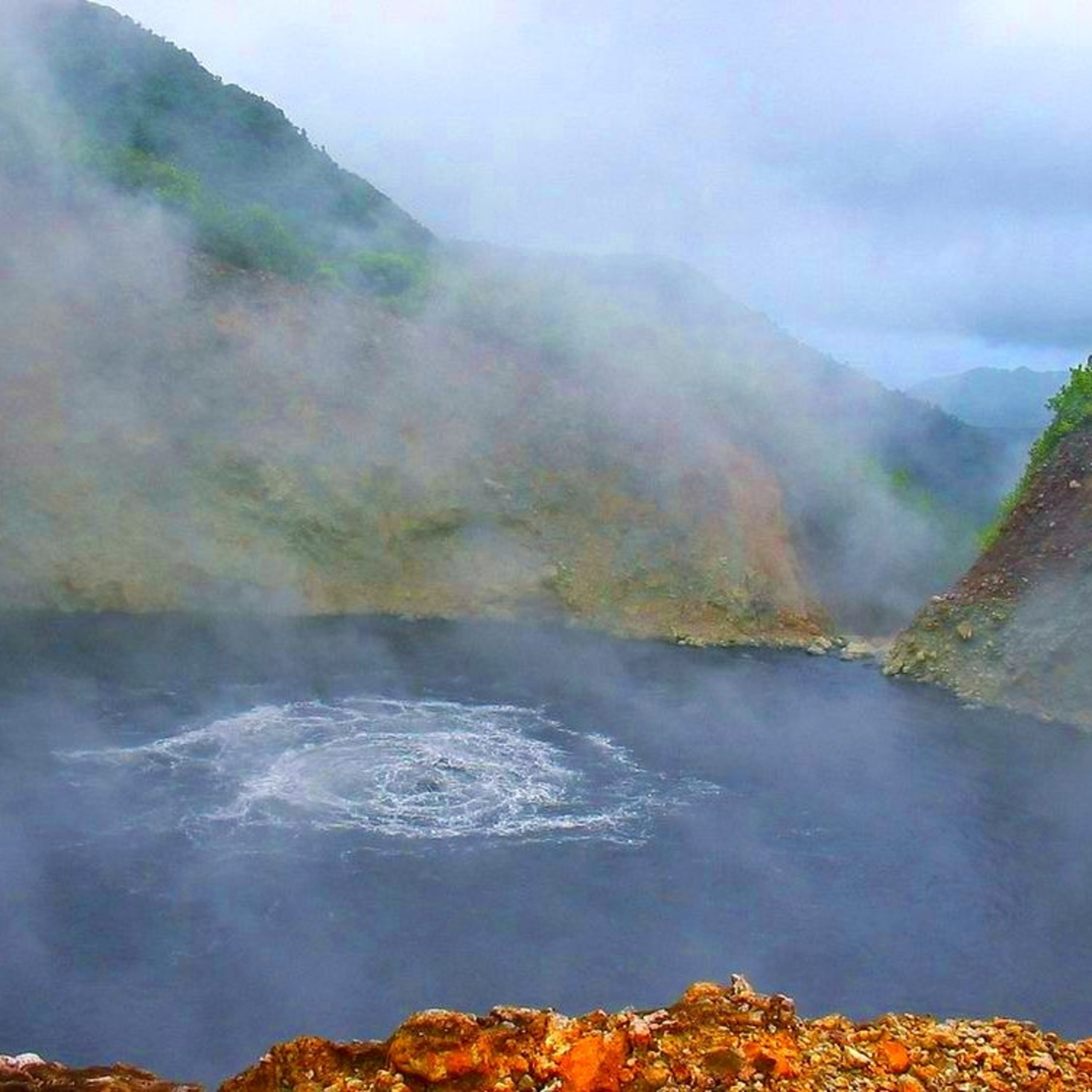 The Unique Boiling Lake Of Dominican Republic  episode artwork
