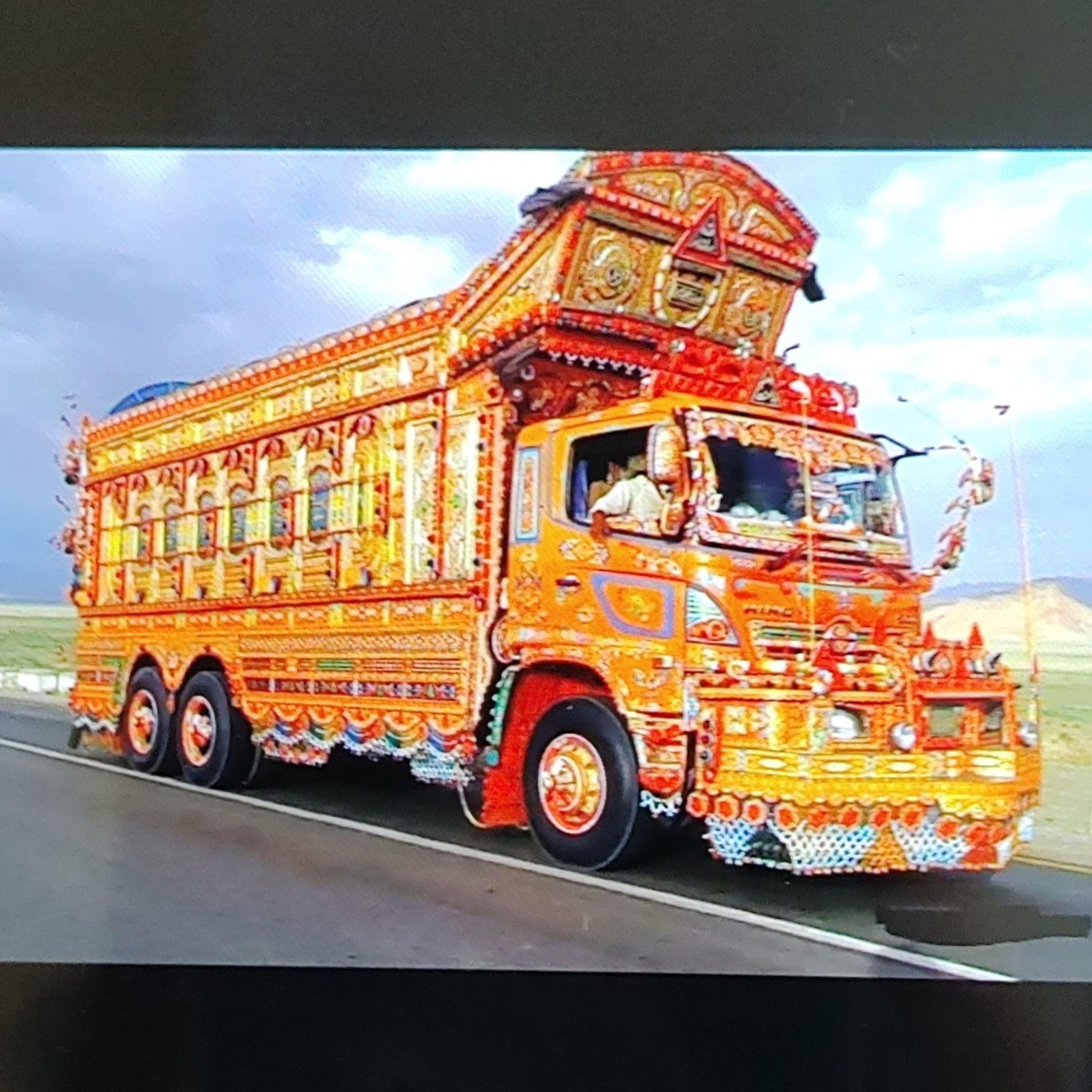 Truck Art - The Pride Of Pakistan  episode artwork