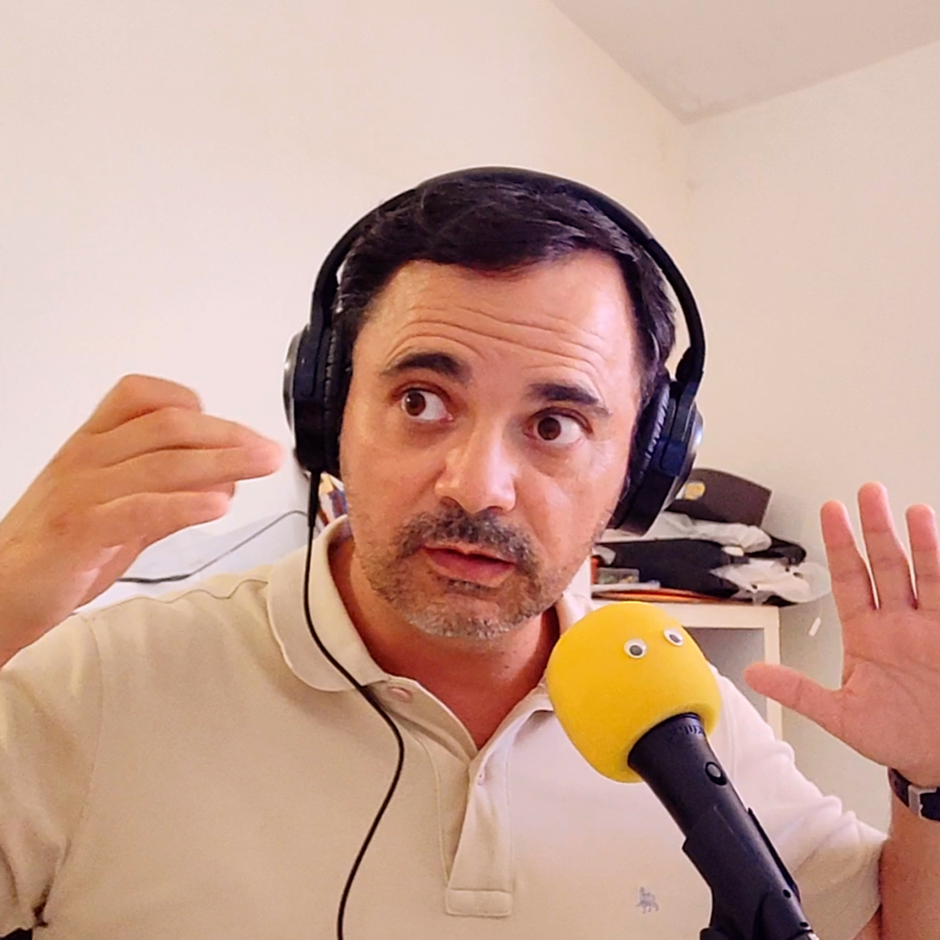 Ep.240 - Levei a vacina e... desmaiei ! episode artwork