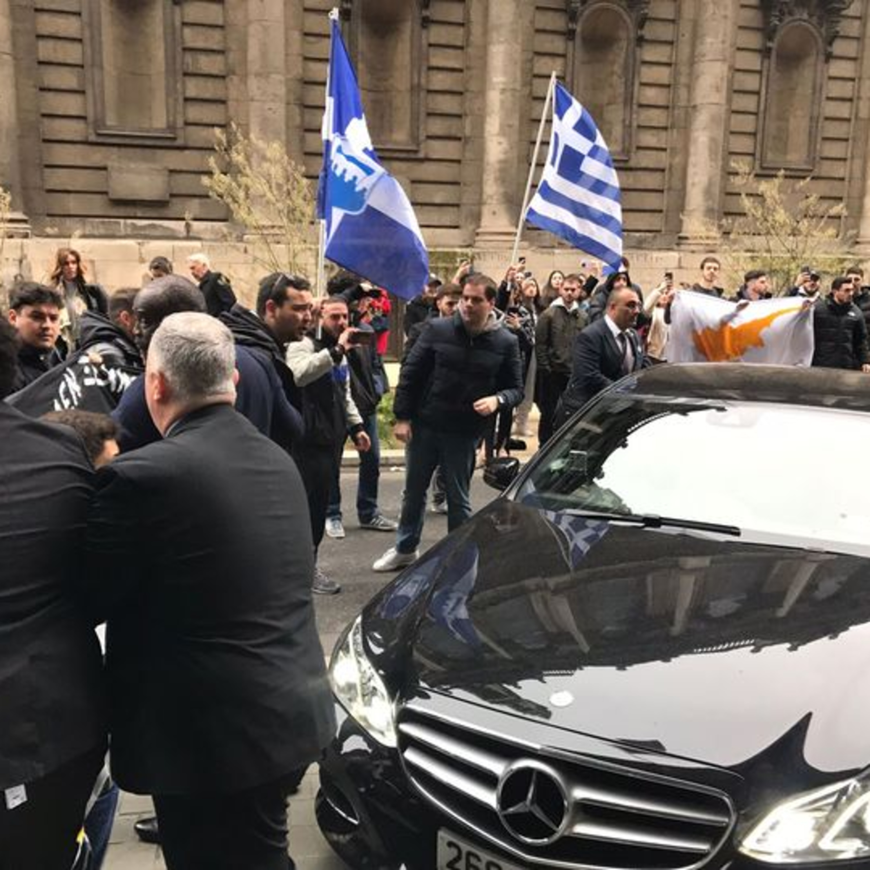 Assault by Greek Cypriots on Tatar’s convoy in UK