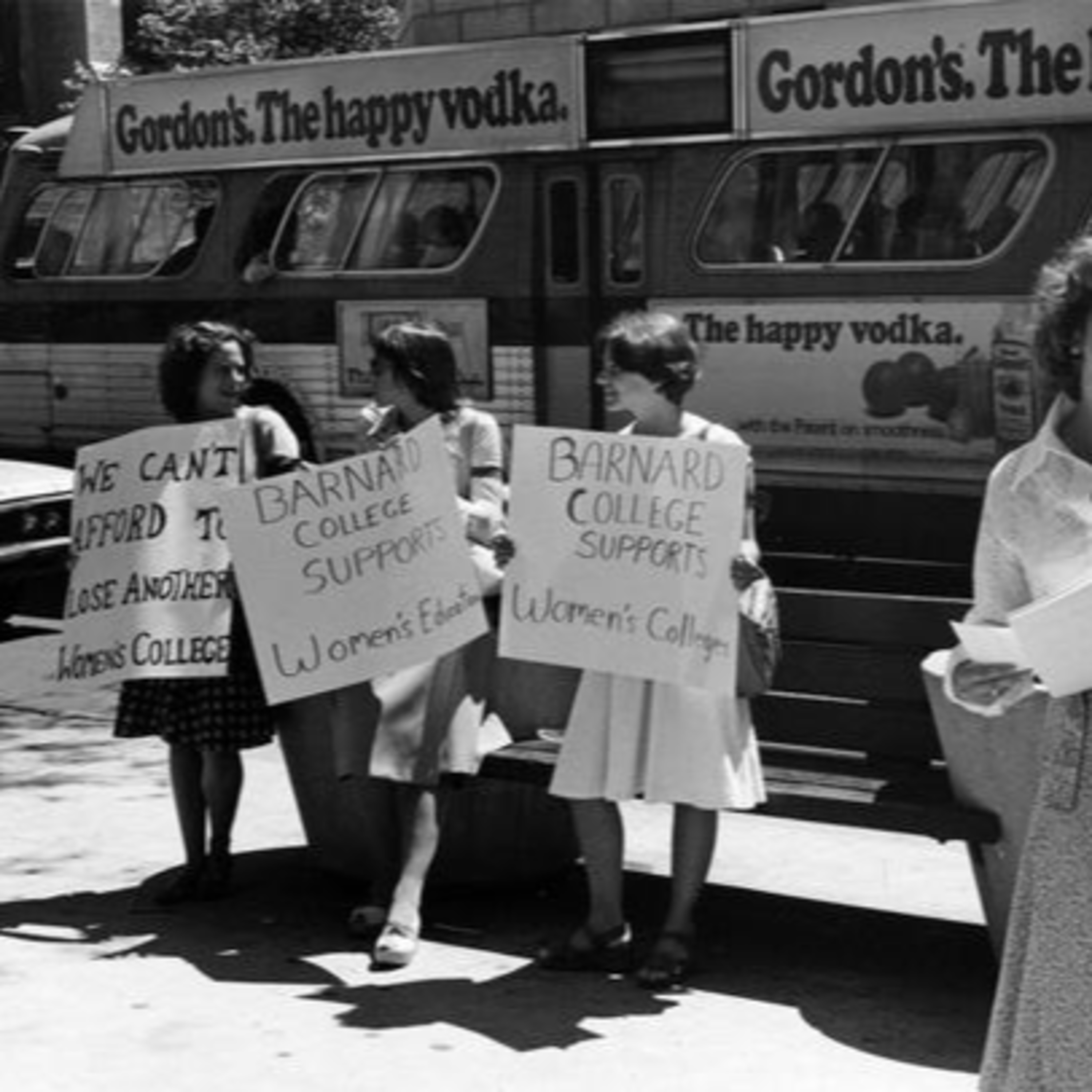 La liberalización sexual y la pornografía - Una discusión de opinión sobre la conferencia de Barnard de 1982 episode artwork