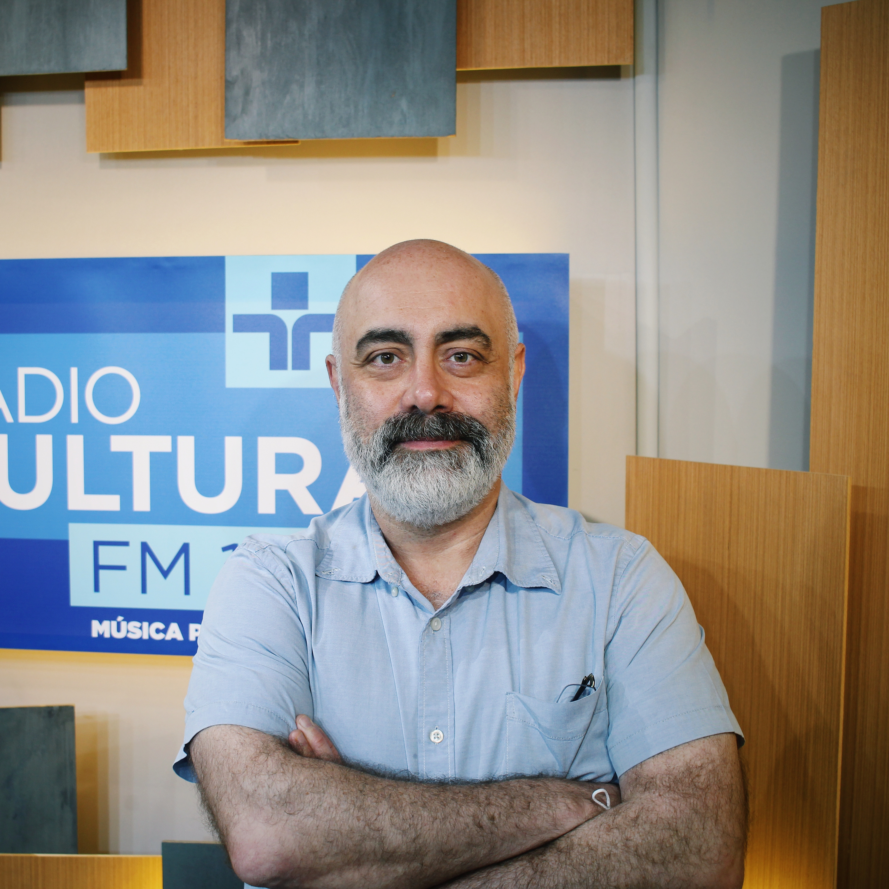 Oito em Ponto - Entrevista com Cláudio Couto episode artwork