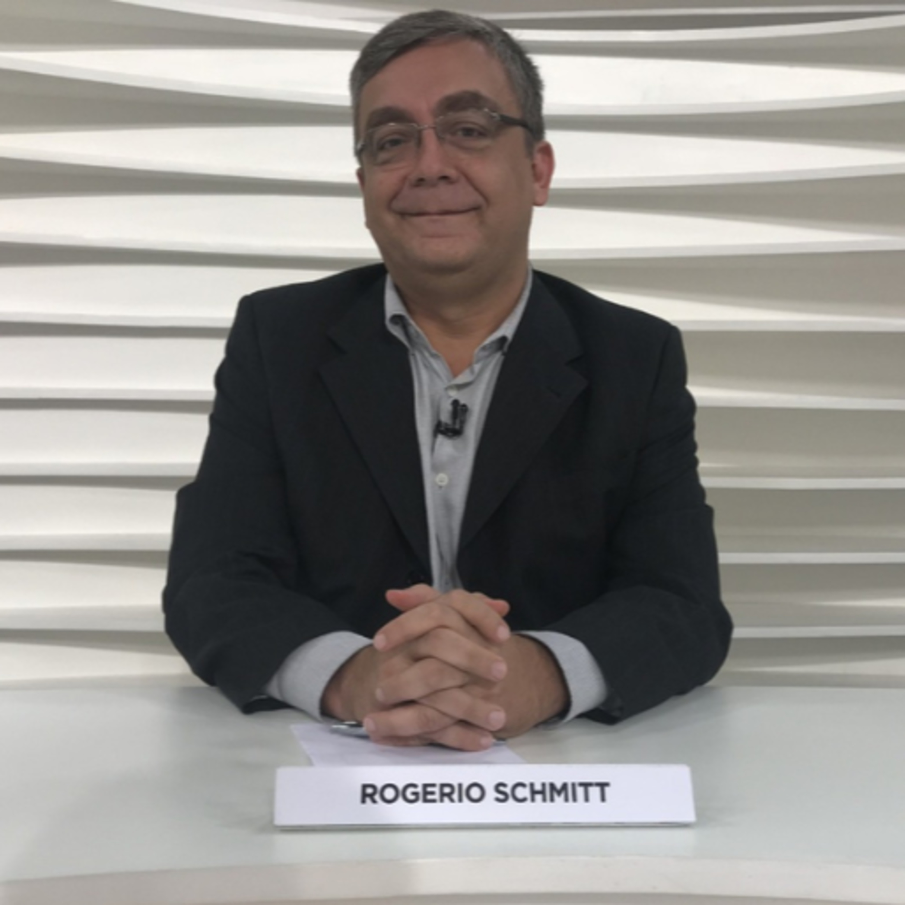 8 em Ponto - Entrevista com Rogério Schmitt episode artwork