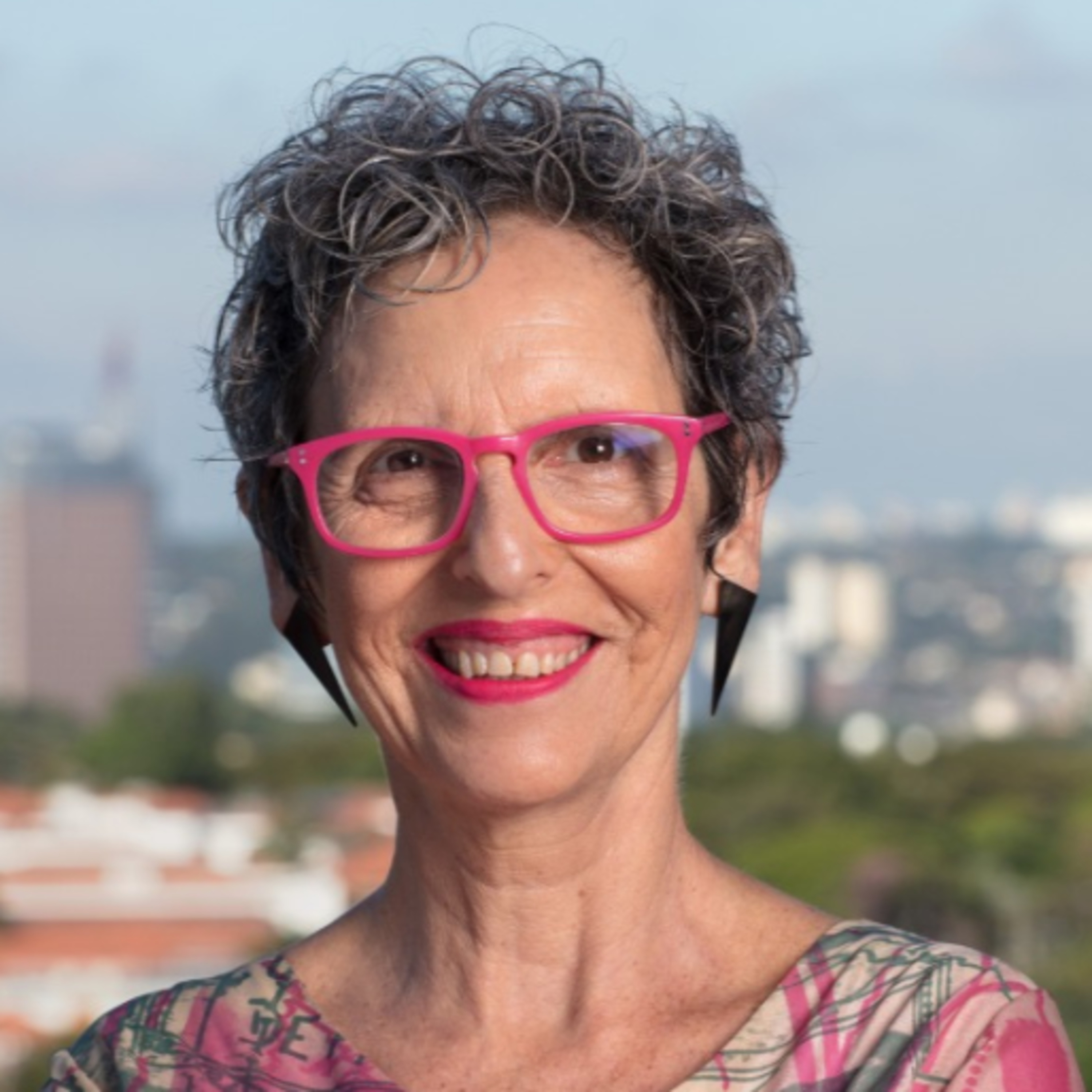 8 em Ponto - Entrevista com Raquel Rolnik  episode artwork