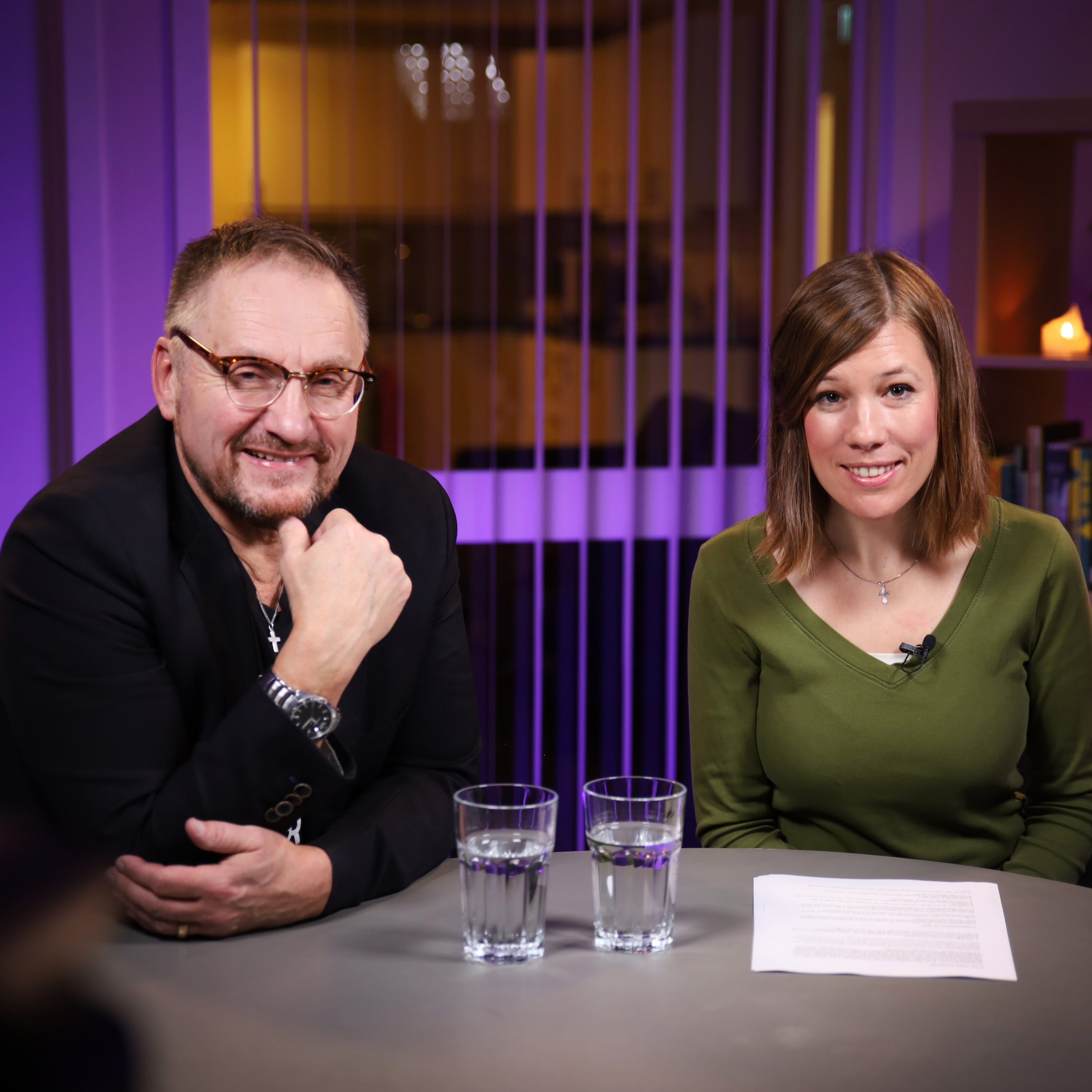 ”Politikerna silar mygg men sväljer kameler”