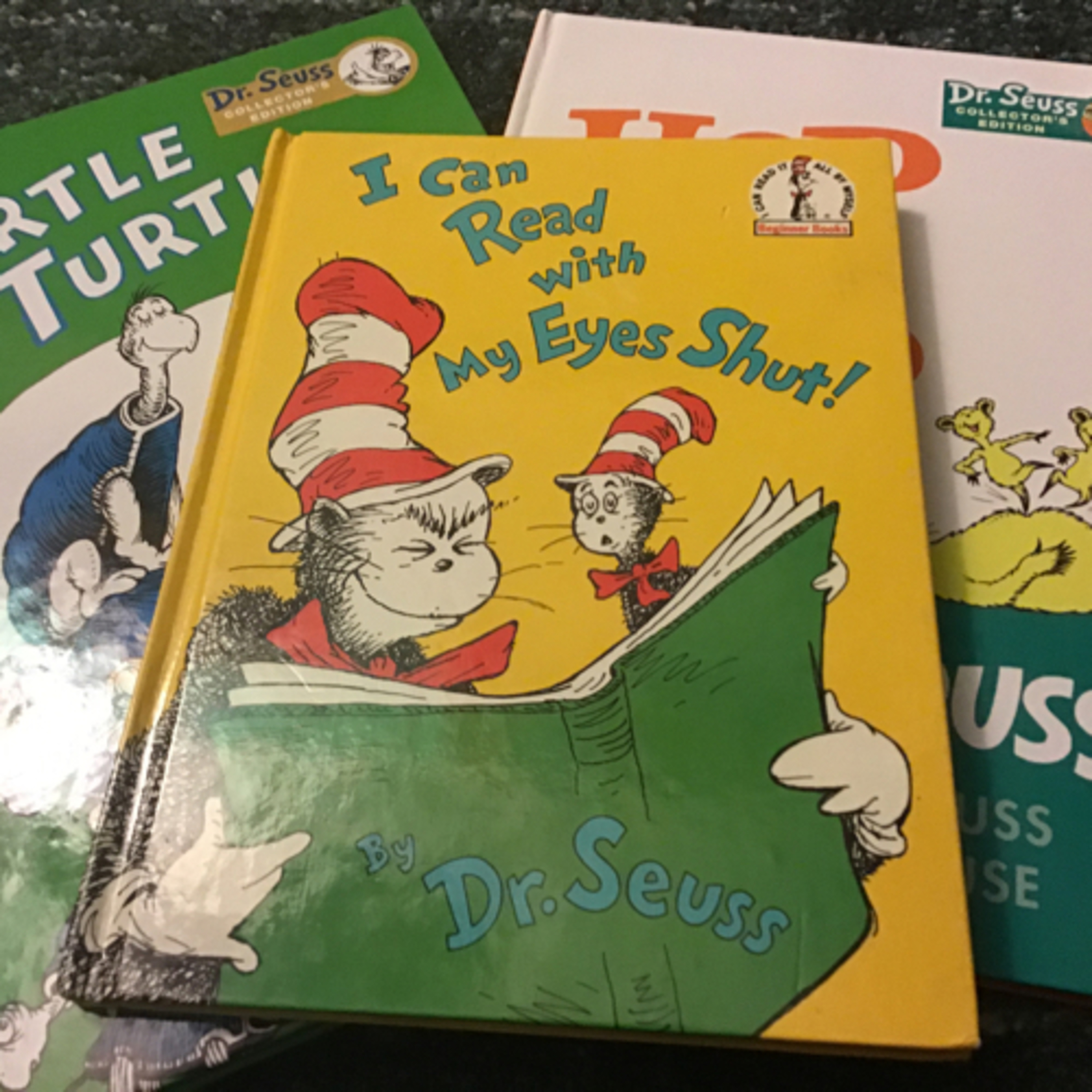 Reading Dr. Seuss Books  episode artwork