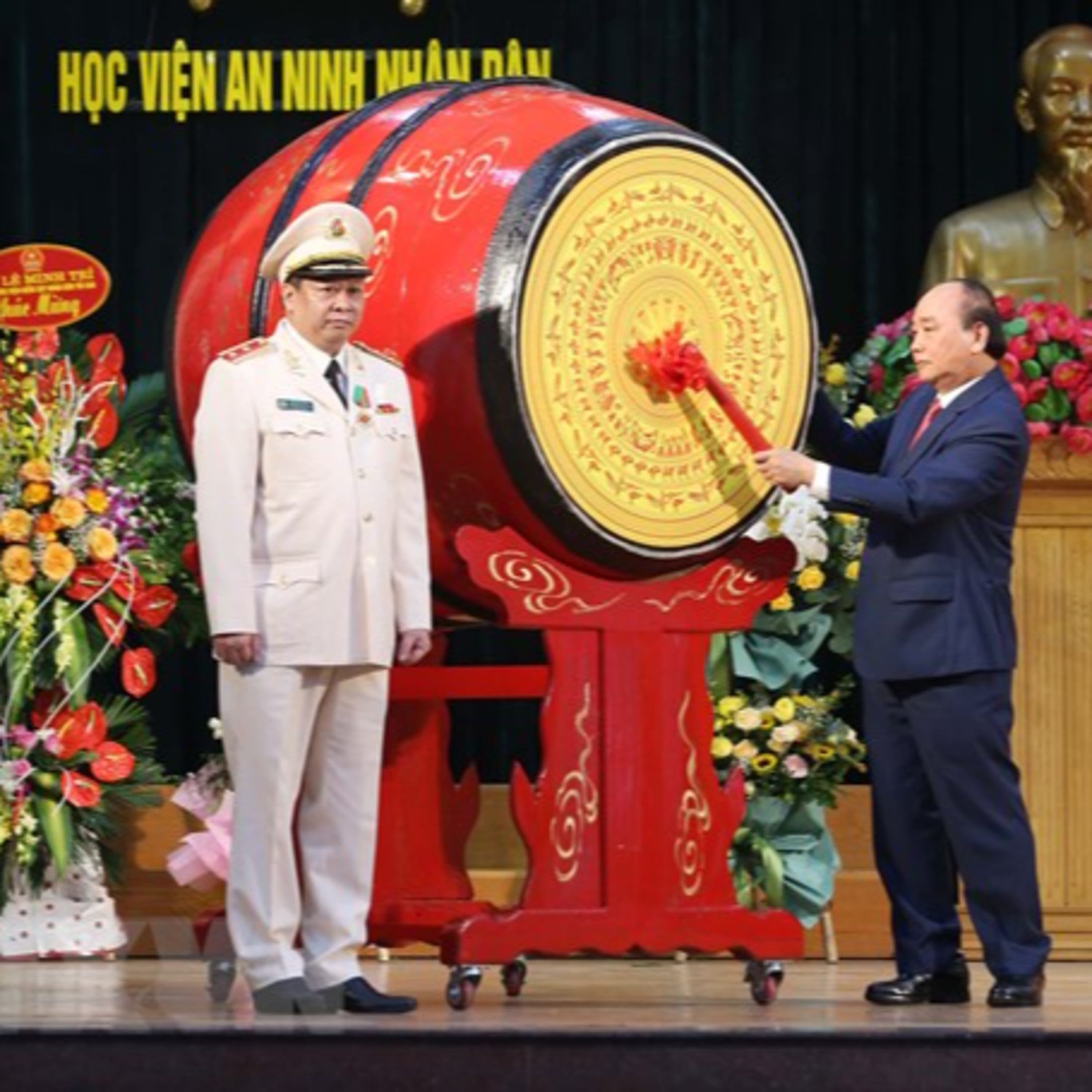VOV - Thời sự 12h (25/10/2021)