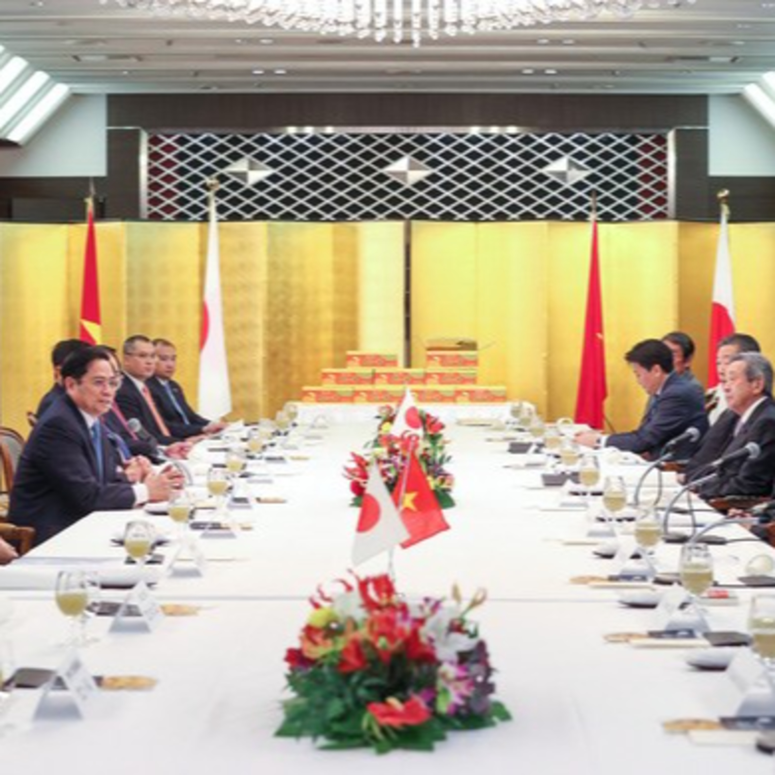 VOV - Thời sự 12h (23/11/2021)