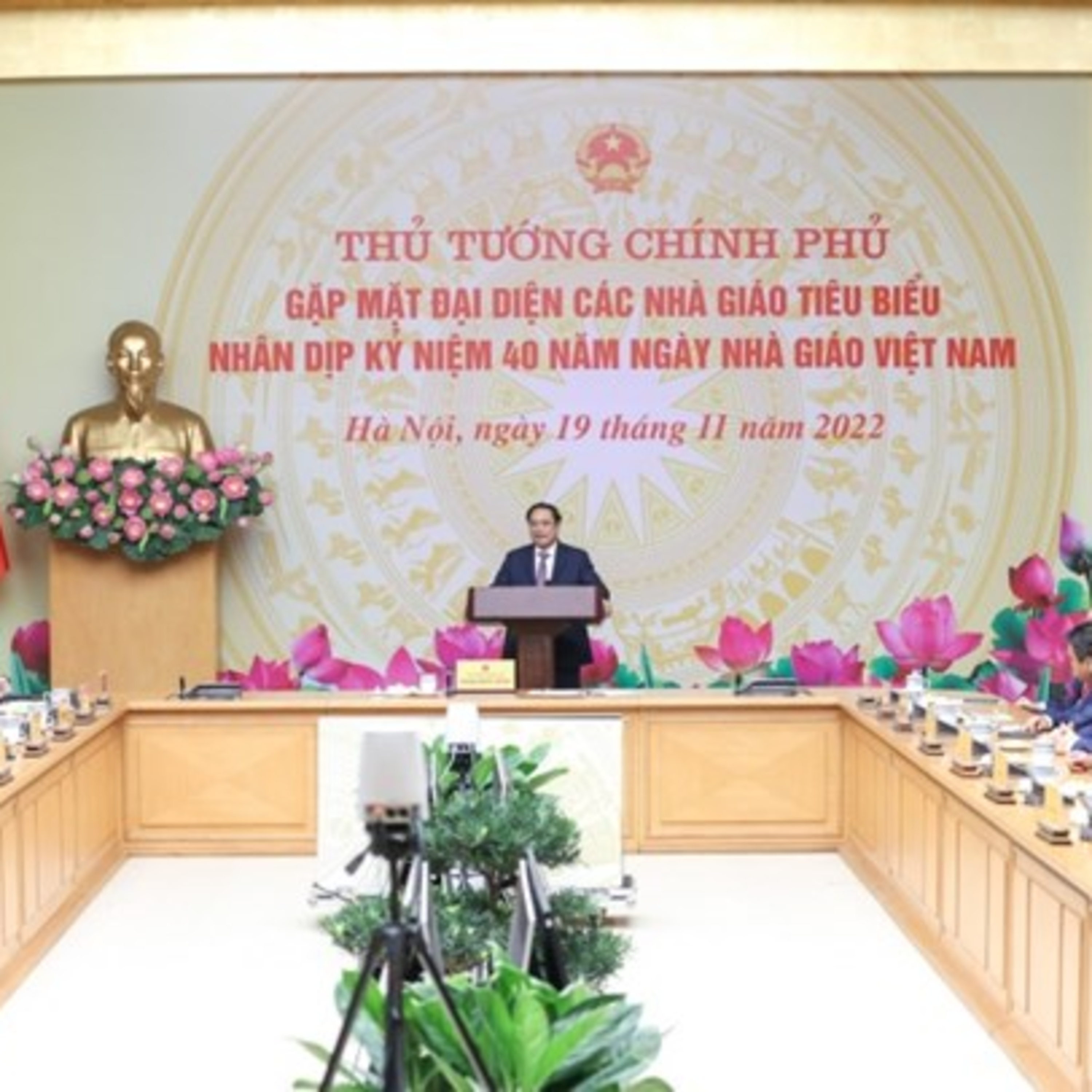 Thời sự 18h (19/11/2022)