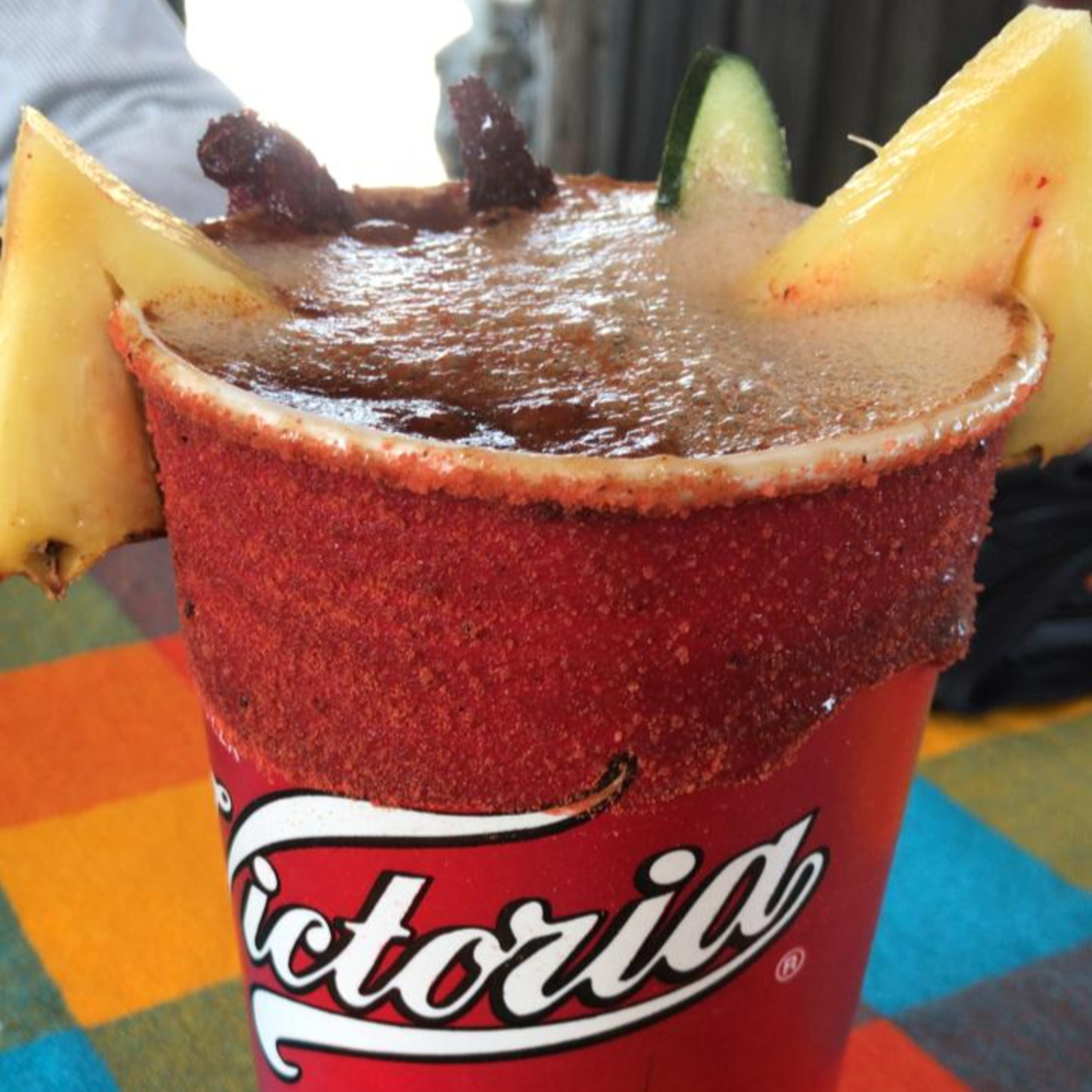 Con Trago en Mano