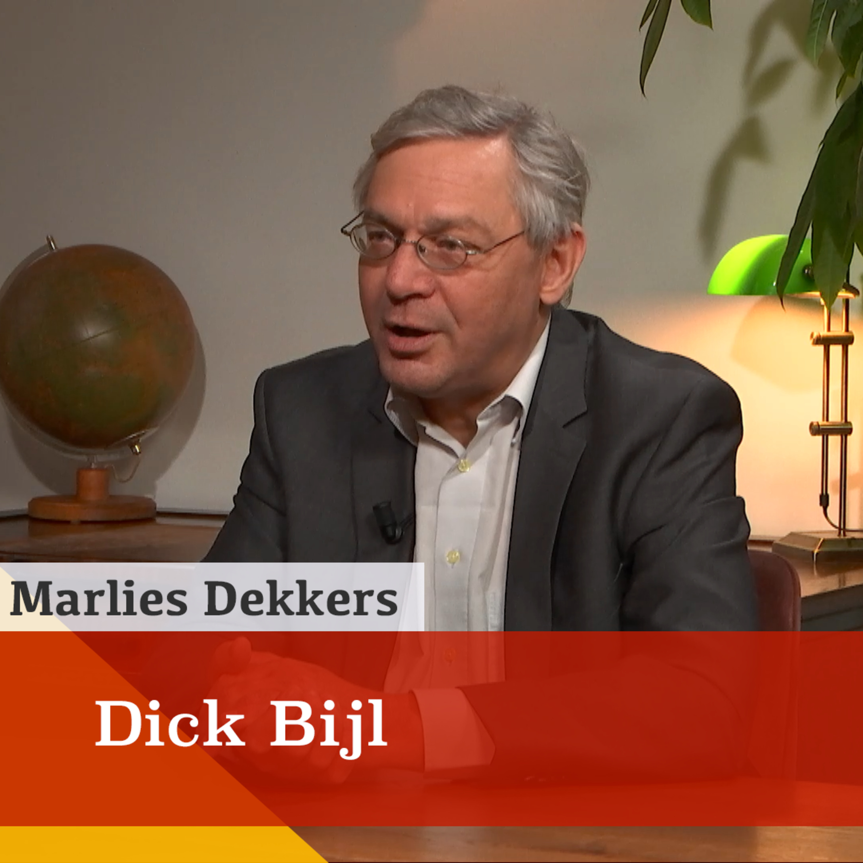 'In top VWS is geen inhoudelijke expertise vaccins.' Een gesprek met Dick Bijl episode artwork