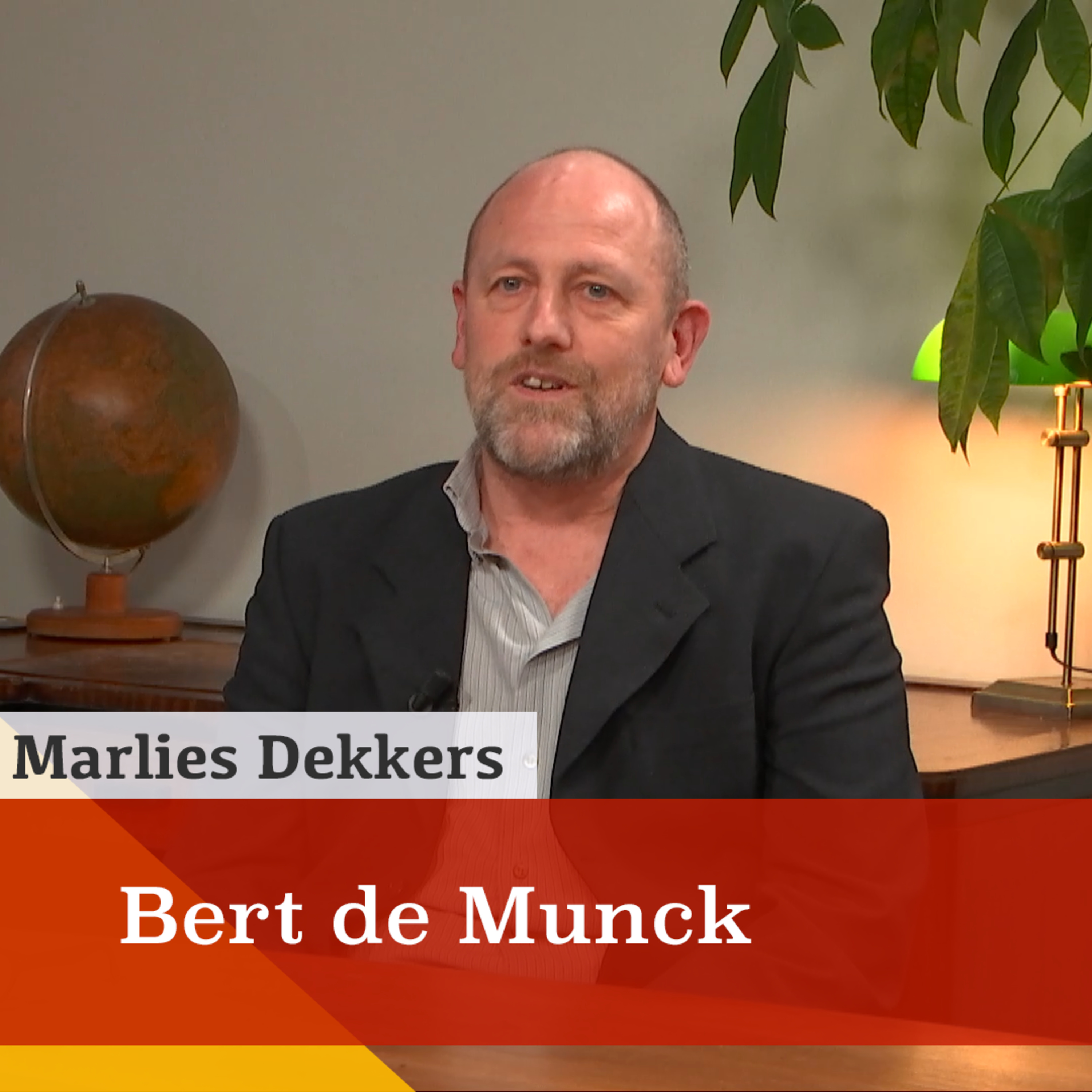 'De vraag is niet of we solidair willen zijn, de vraag is waartoe.' Een gesprek met Bert de Munck episode artwork