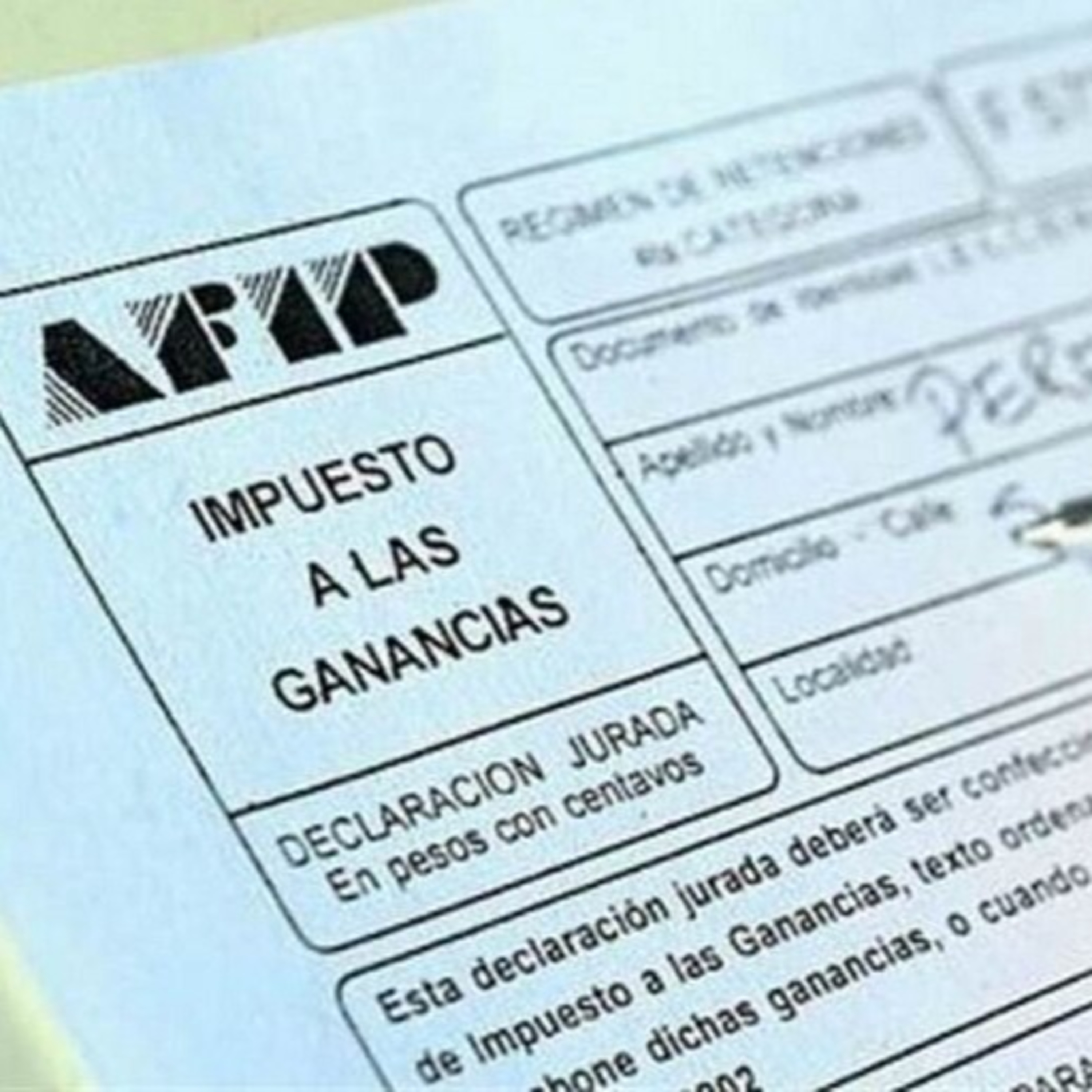 ECONOMÍA | Aprobación de la modificación de Ganancias - Nicolás Zeolla episode artwork