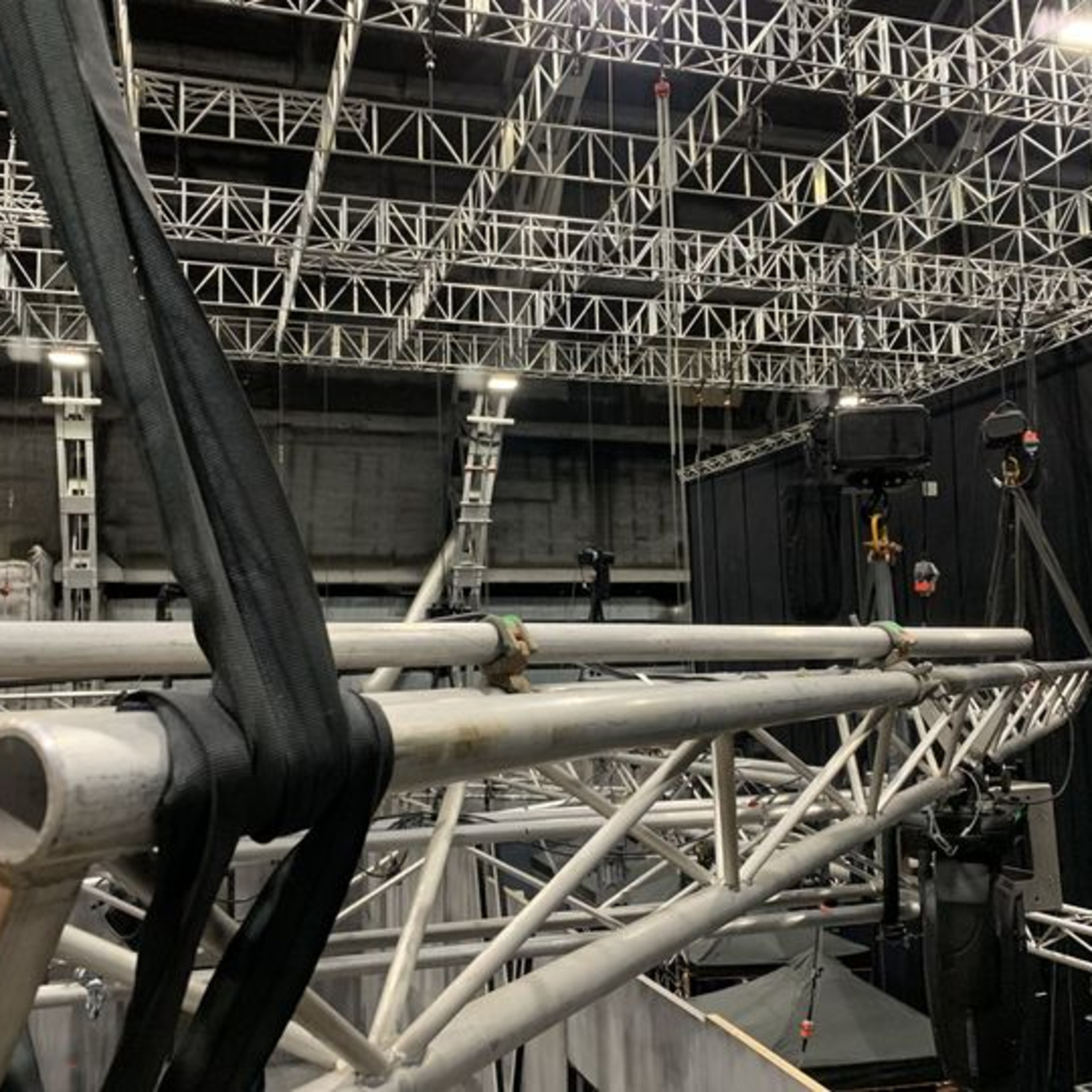 Studio Stage Light Rigging Sydney | Flick Switch episode artwork