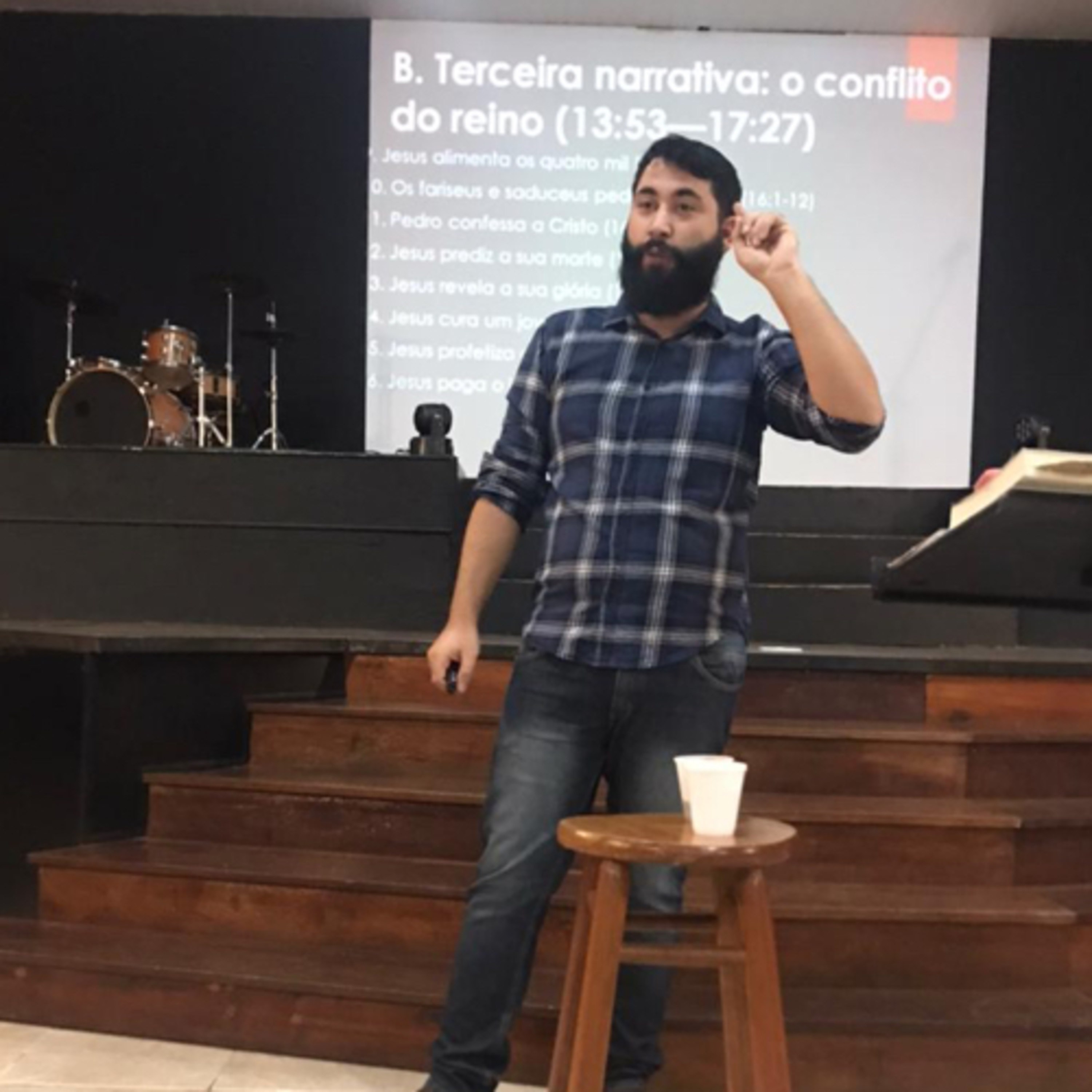 Josué Loreto - Estudos Bíblicos