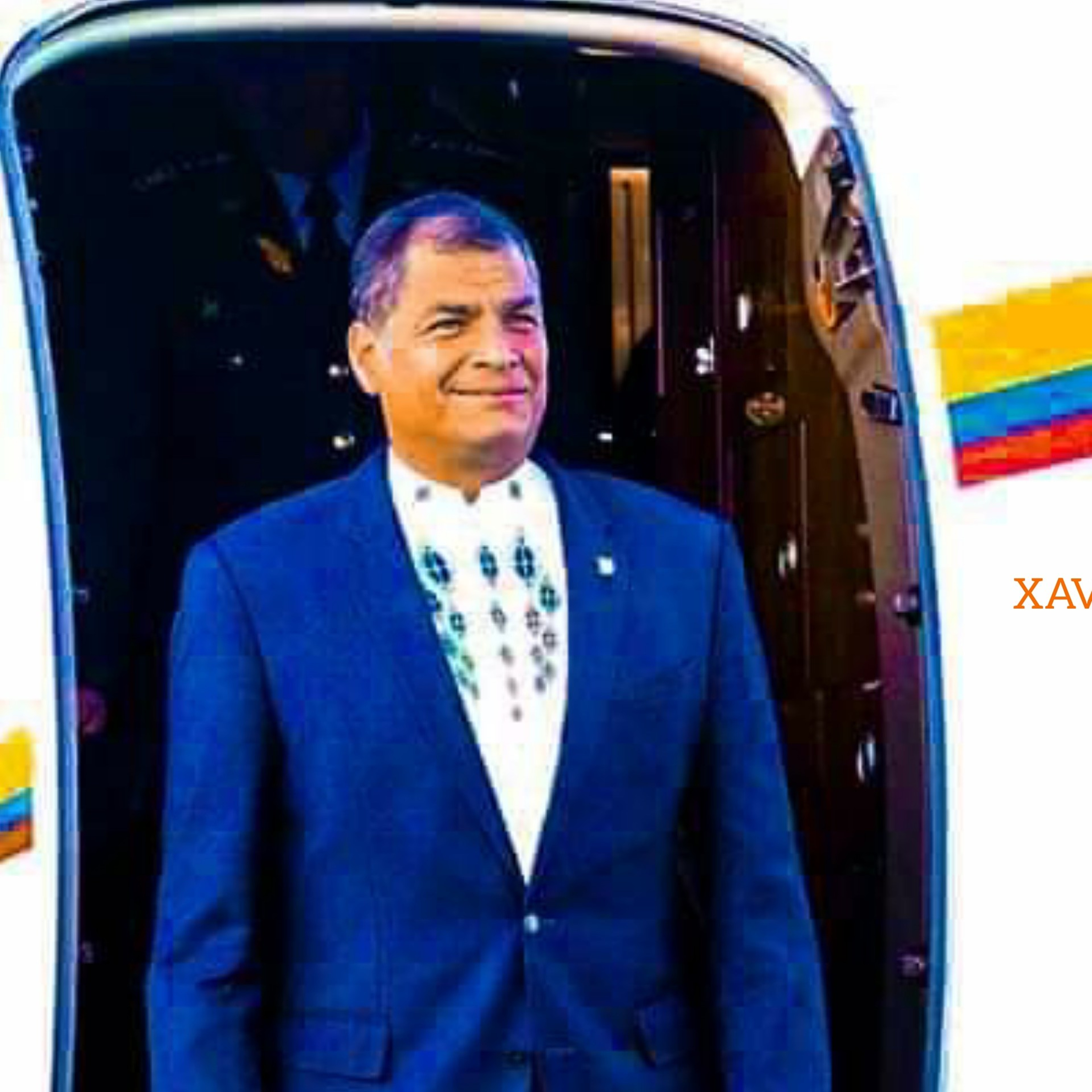 Cientos de ecuatorianos despiden con elogios al expresidente Rafael Correa