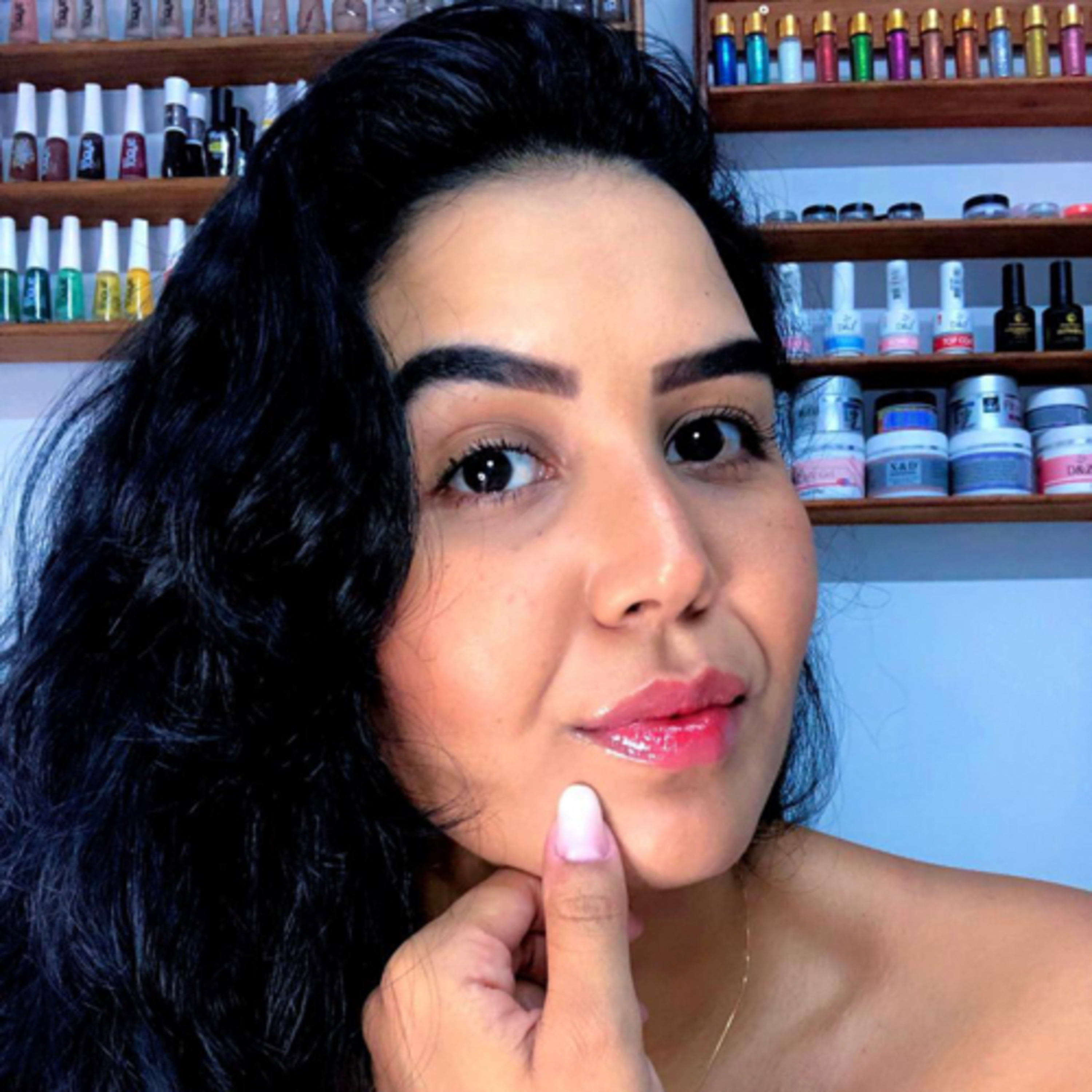 Yasminy - Escola de Unhas