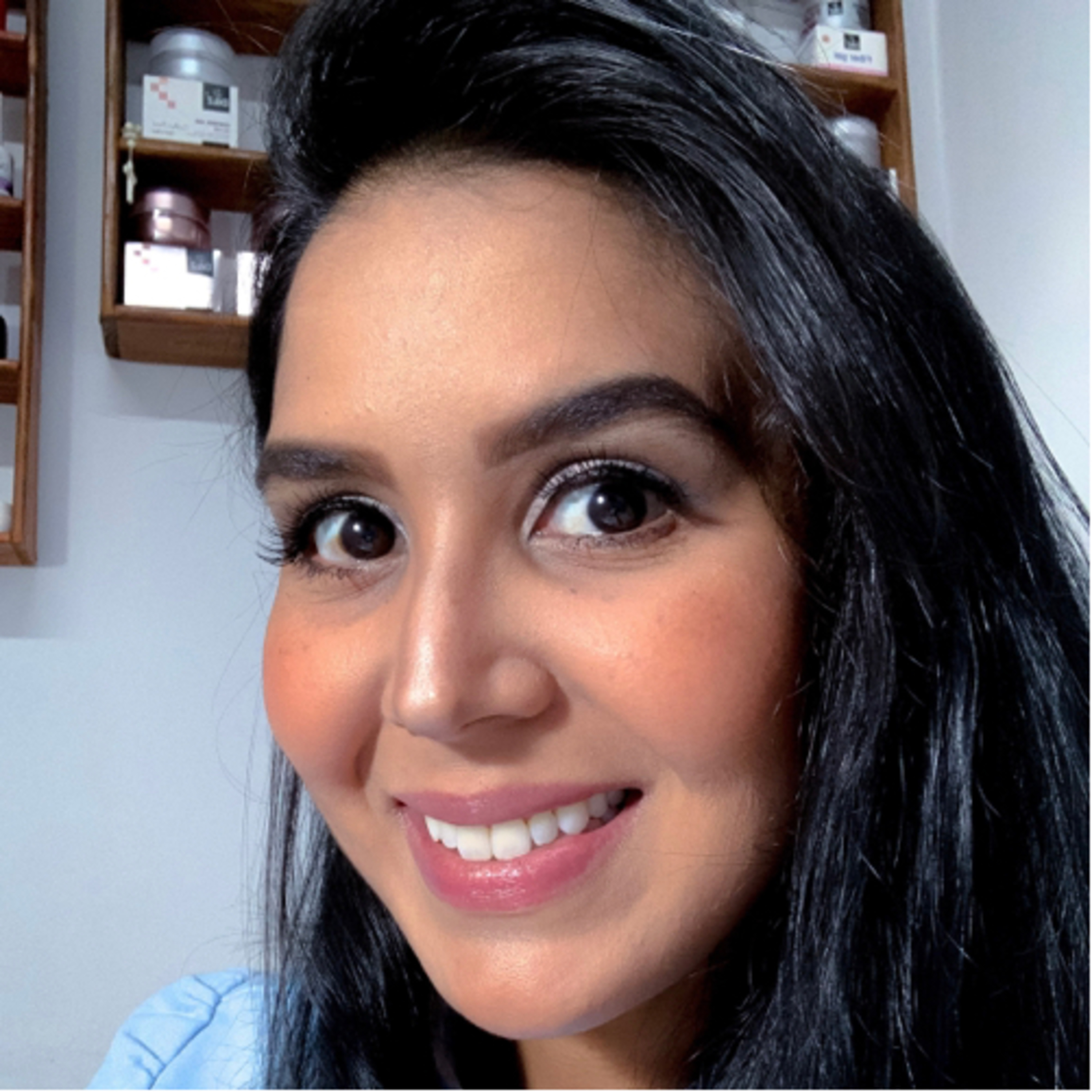 Yasminy - Escola de Unhas