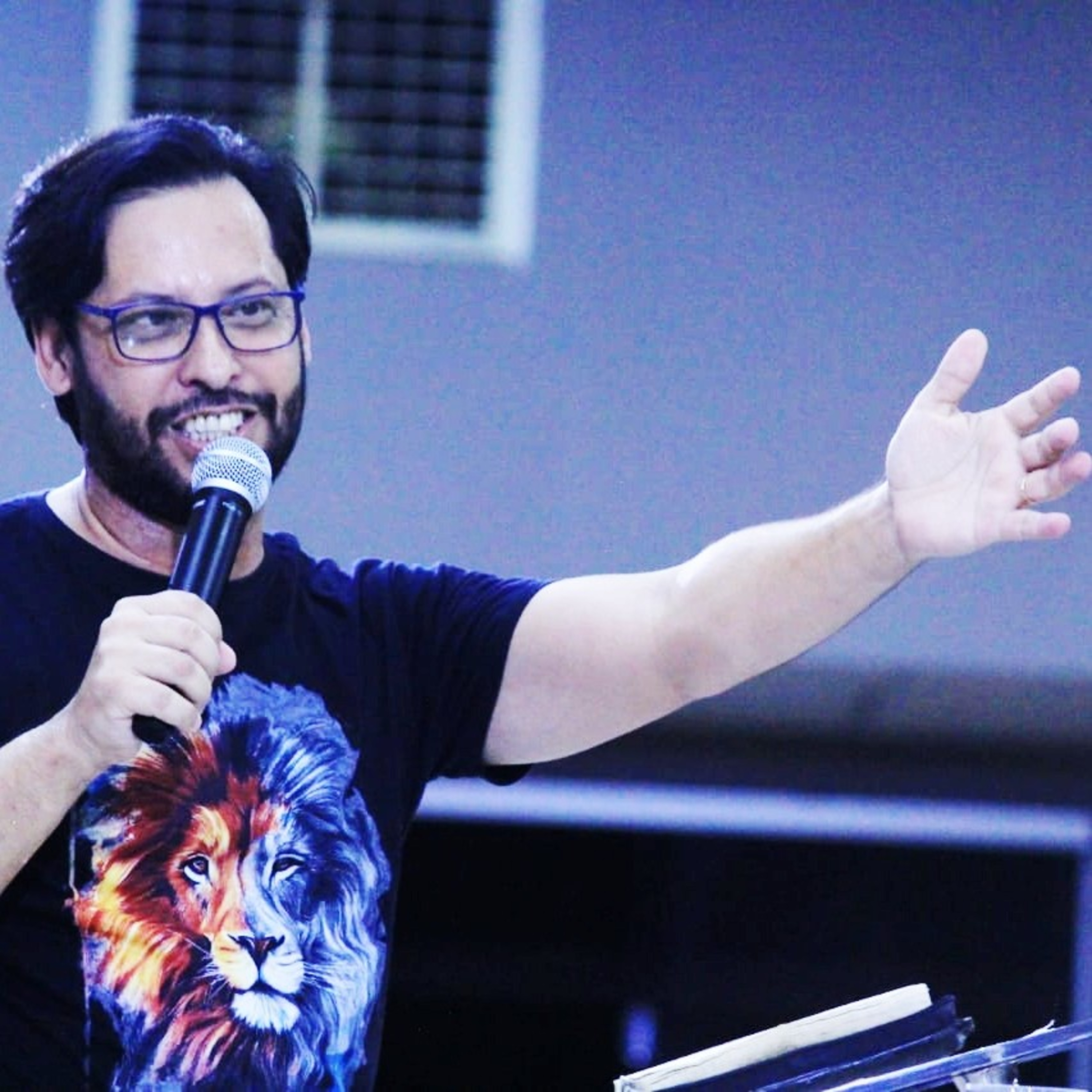 Café Com Bíblia Com o Pr Leonardo Santana