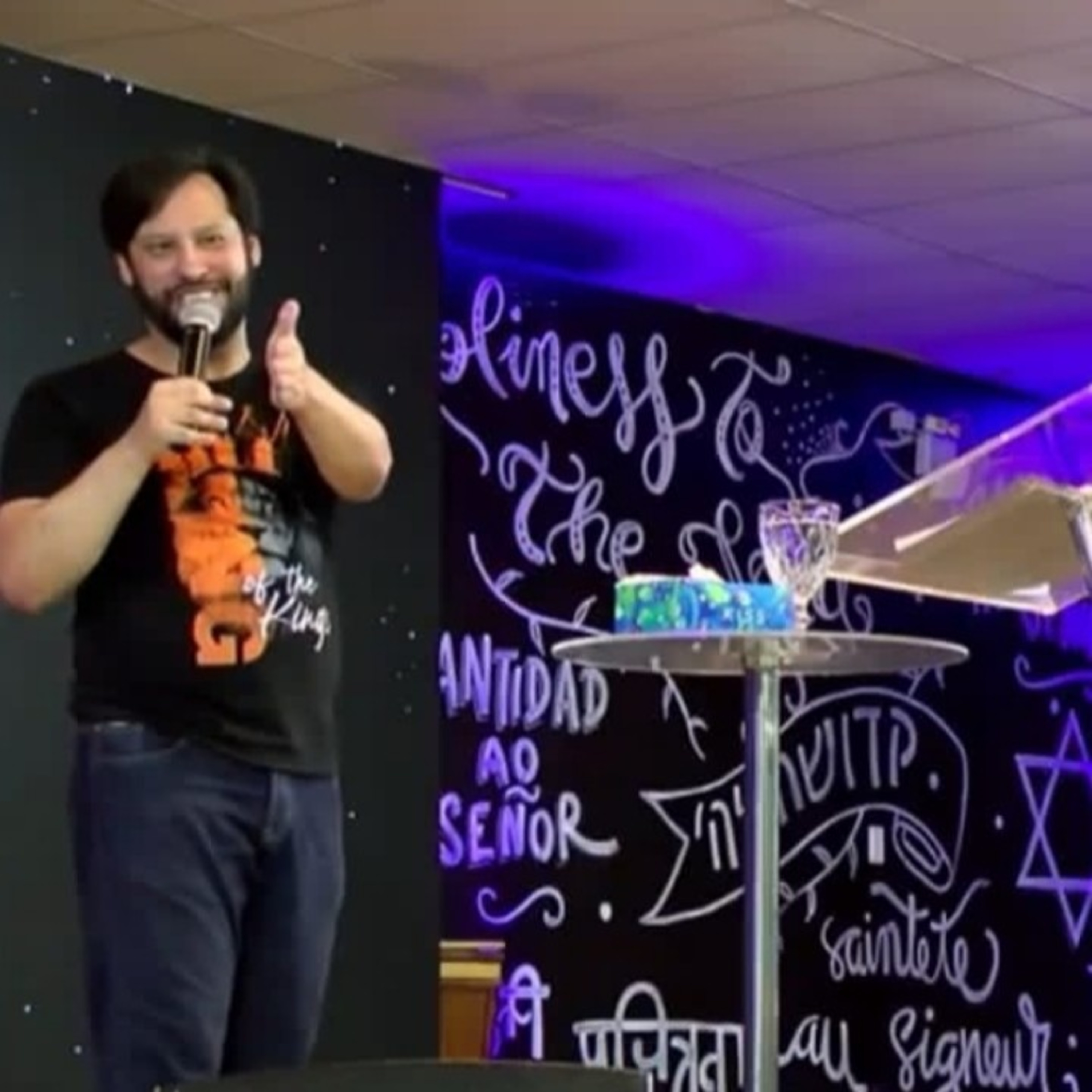 Café Com Bíblia Com o Pr Leonardo Santana