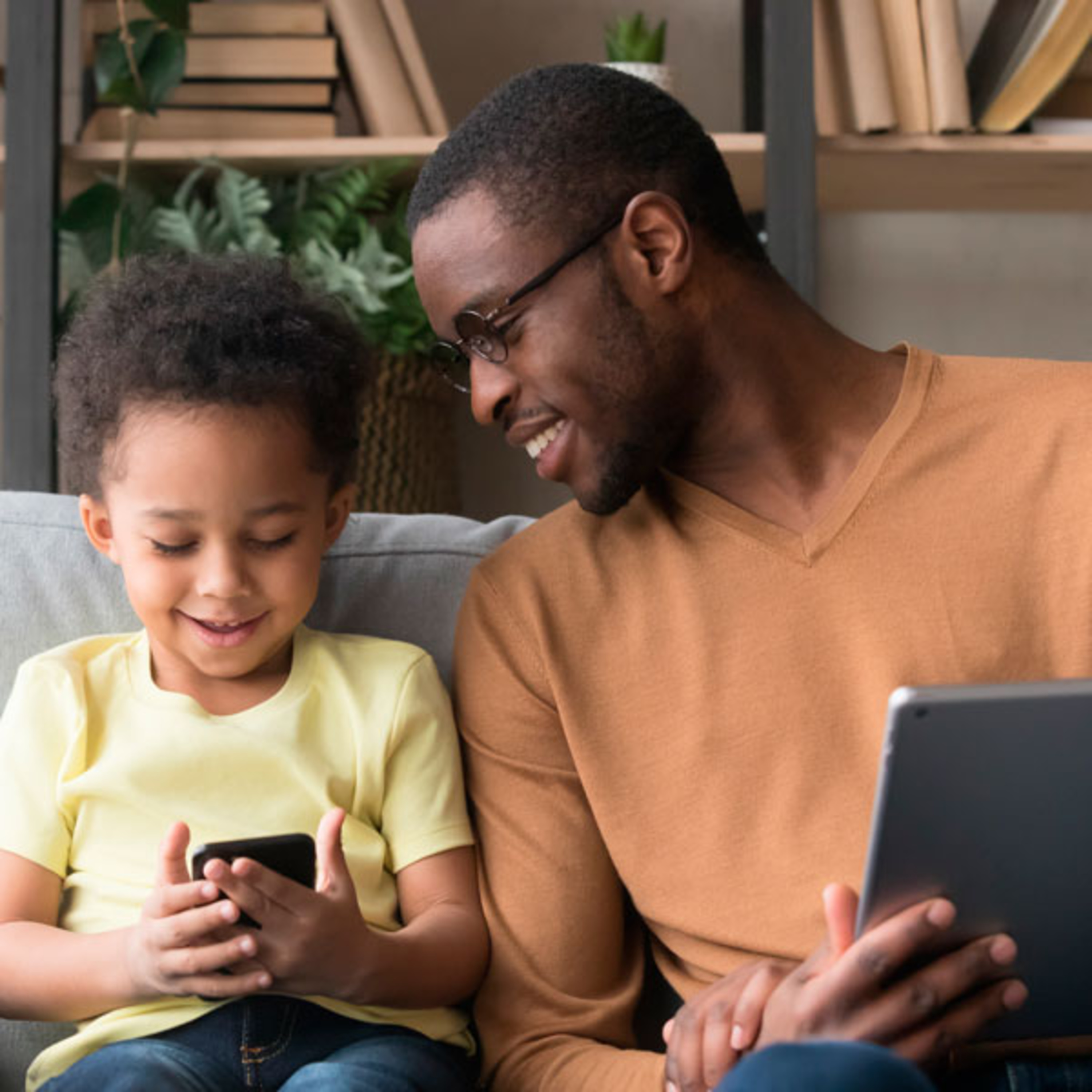 Pais, filhos e os novos desafios mediados pelas Tecnologias da Informação