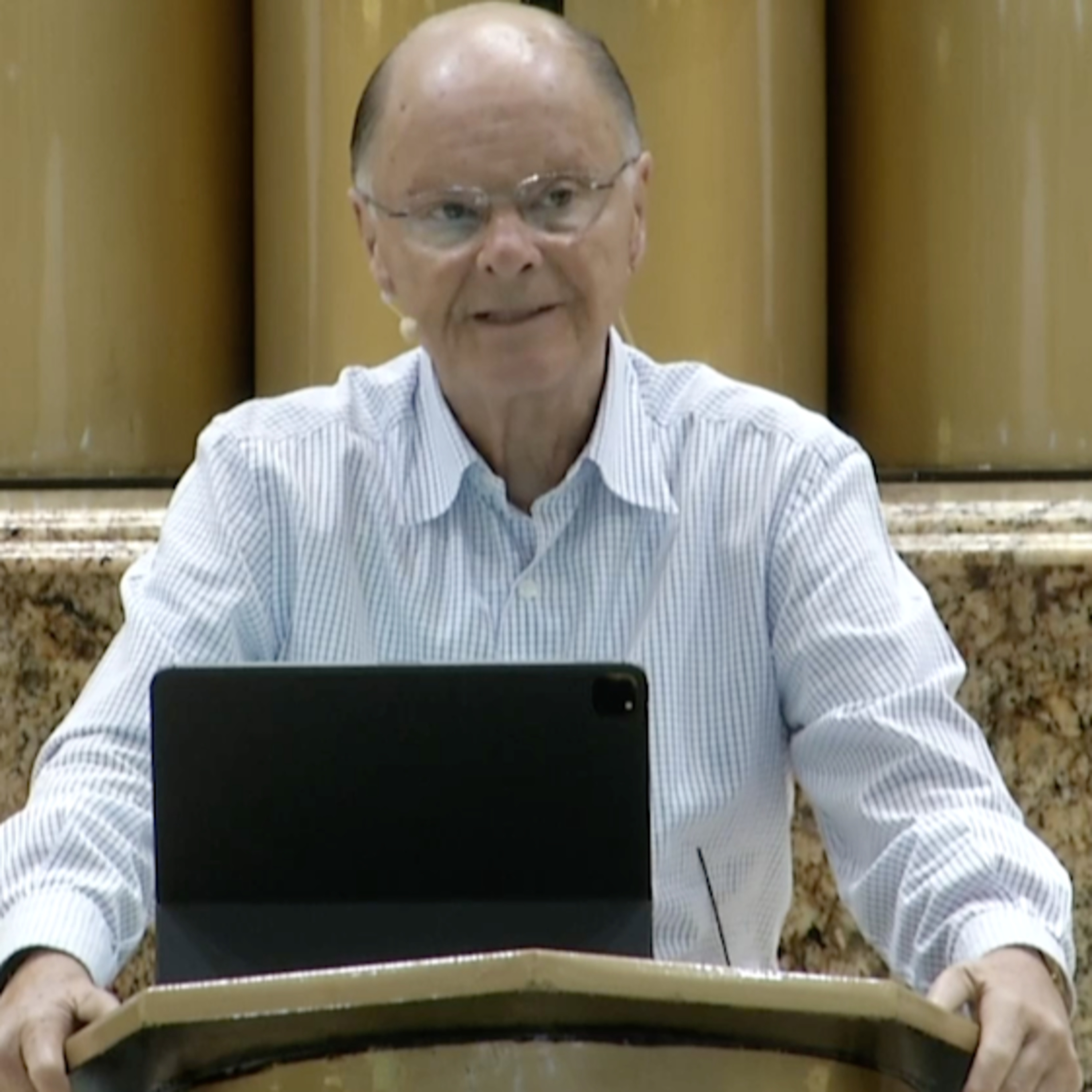 Imagem de capa - O diabo quer apagar a glória de Deus de dentro de você - Reunião de pastores 22/04/21