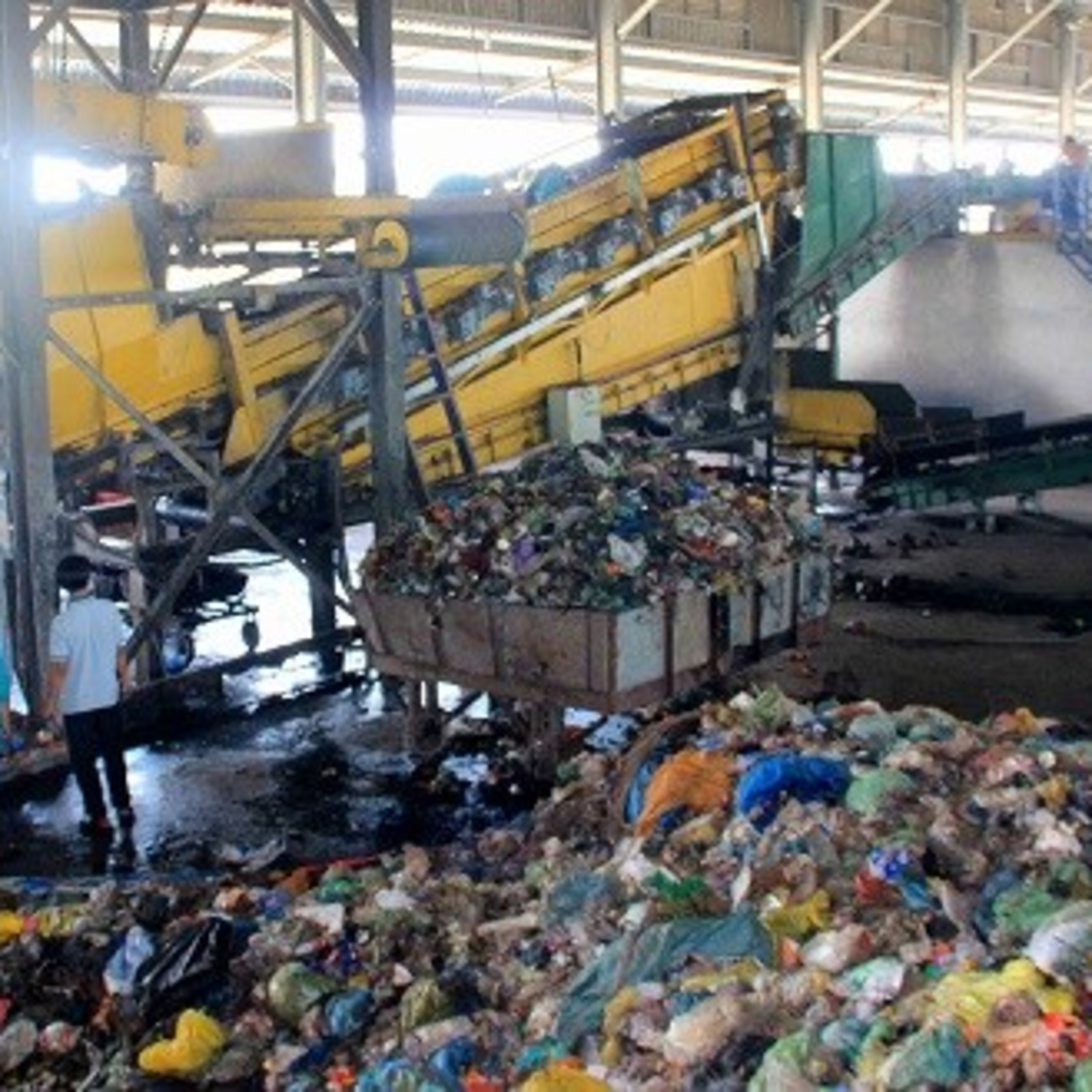 VOV - Kết nối công nghệ: Công nghệ xử lý rác thải nhựa cần sự liên kết của 4 nhà  episode artwork
