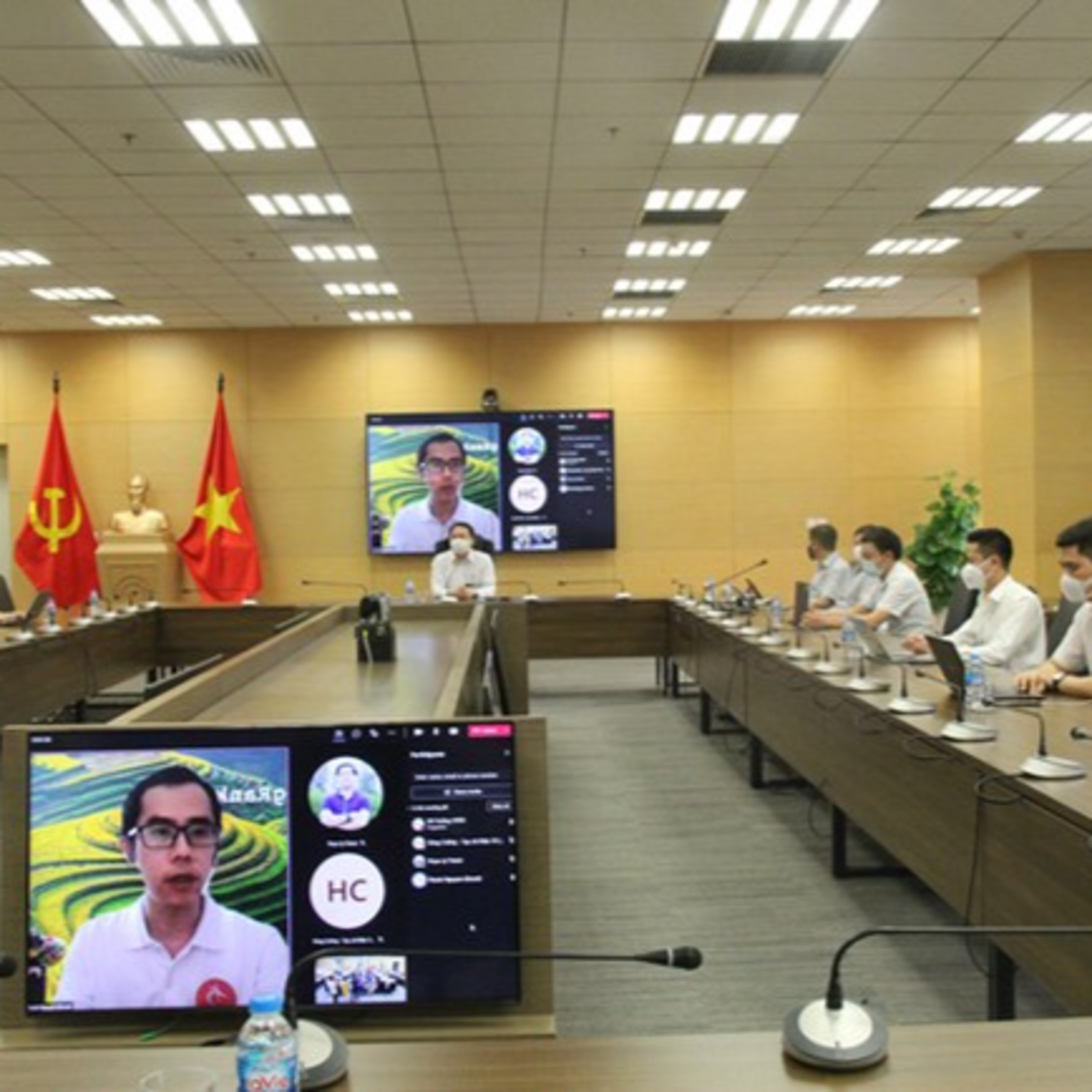VOV - Kết nối công nghệ: Công nghệ phòng chống dịch COVID-19 - Cộng đồng chung tay tìm kiếm lỗ hổng bảo mật episode artwork