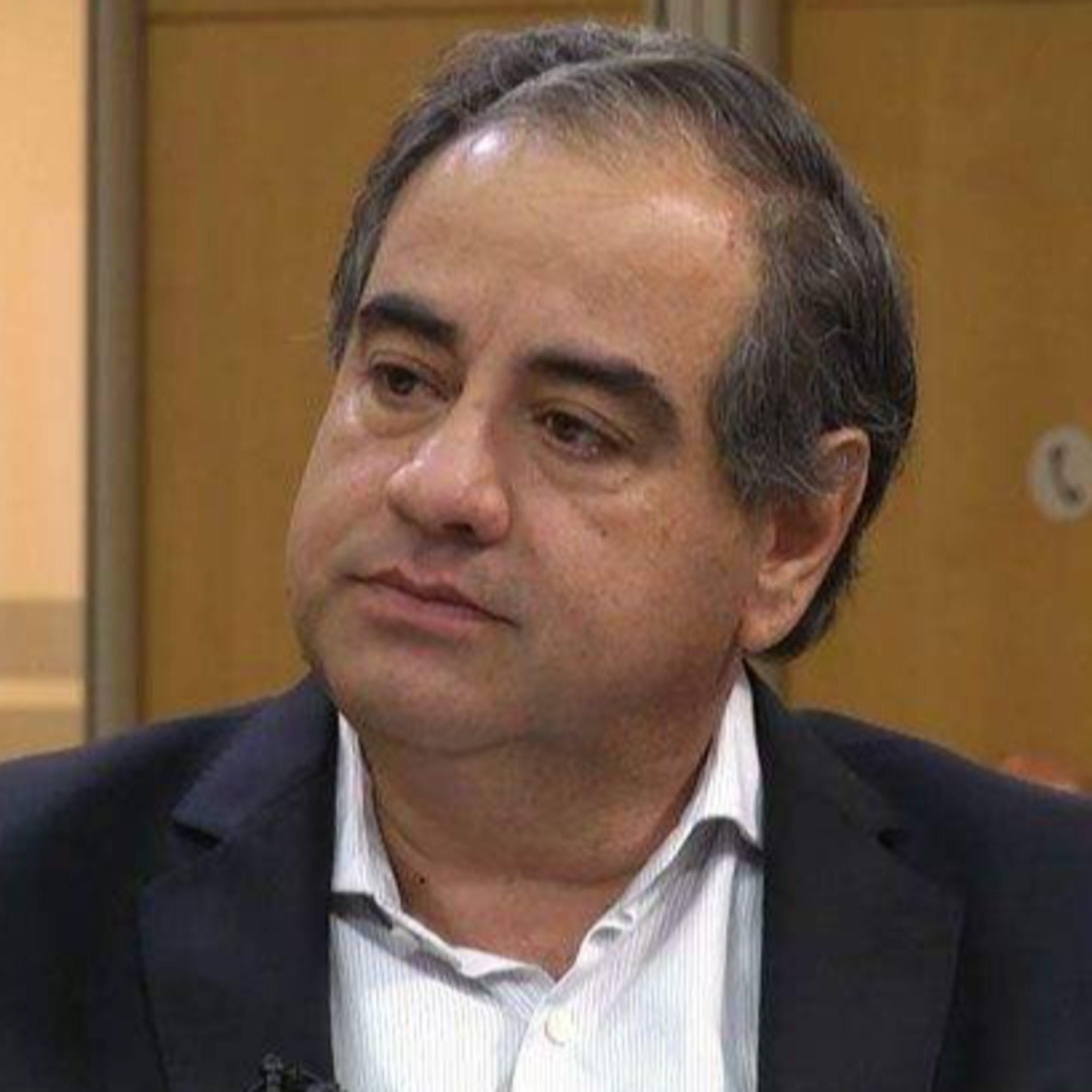 Denuncia del senador Julio Martínez episode artwork