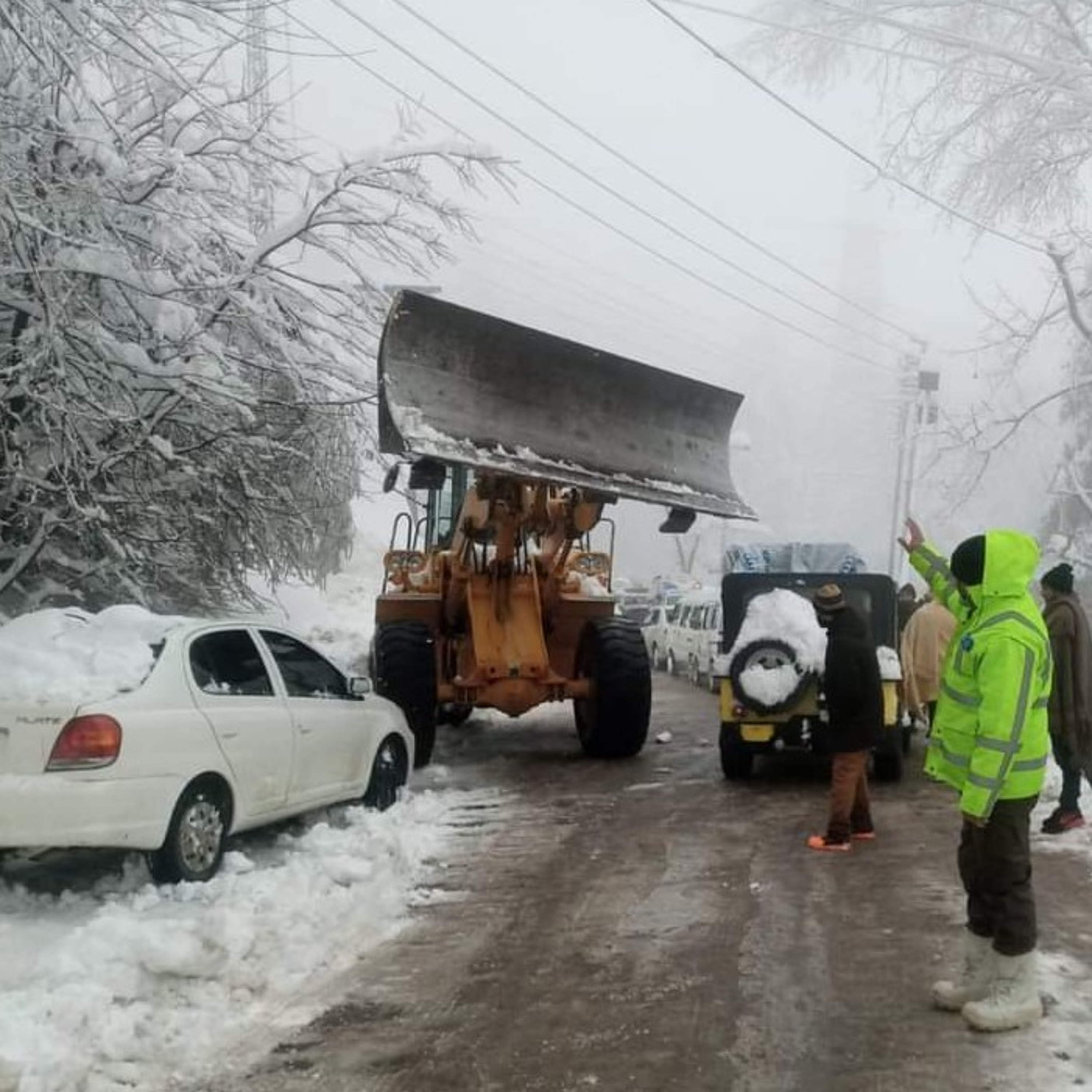 Heavy snowfall in Pakistan's tourist destination of Murree has killed at least 22 tourists and left. episode artwork